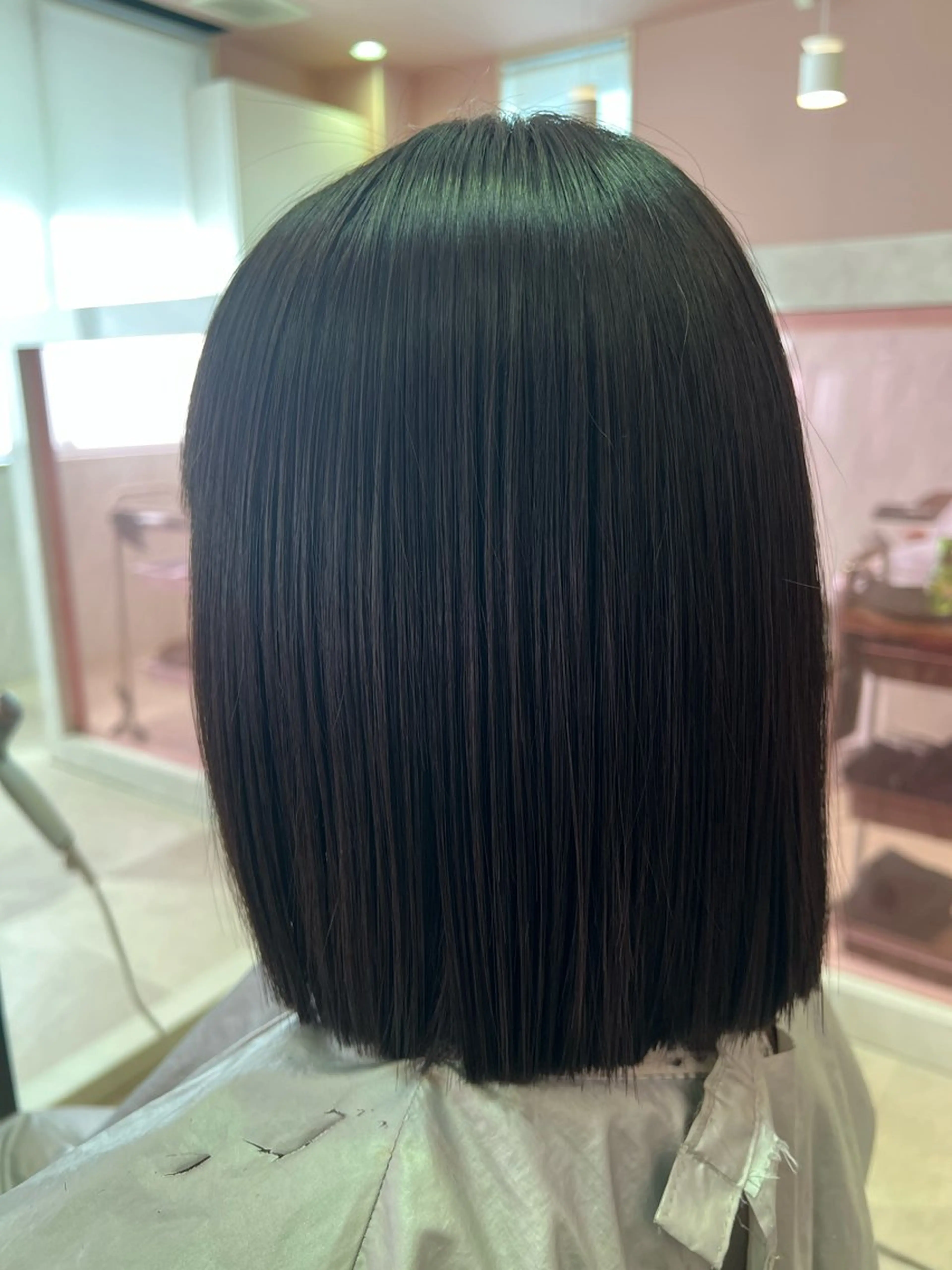 【艶髪矯正】髪質改善矯正＋カット＋Aujua4stepトリートメントの写真