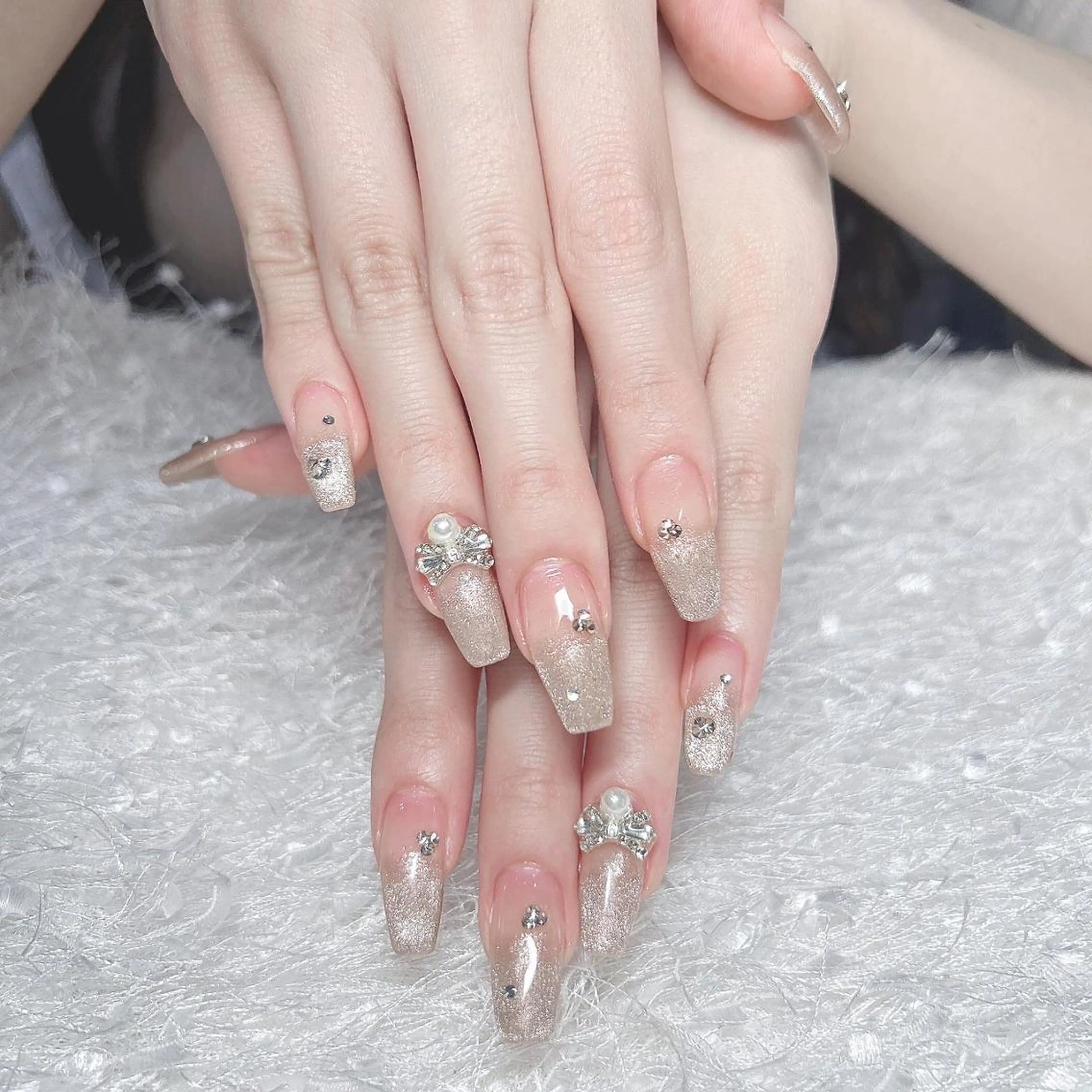 ネイル 長さ出し フレンチネイル ジェルネイル グラデーション 韓国ネイル ハンドネイル Nail&eye Belire 新宿のネイルデザイン