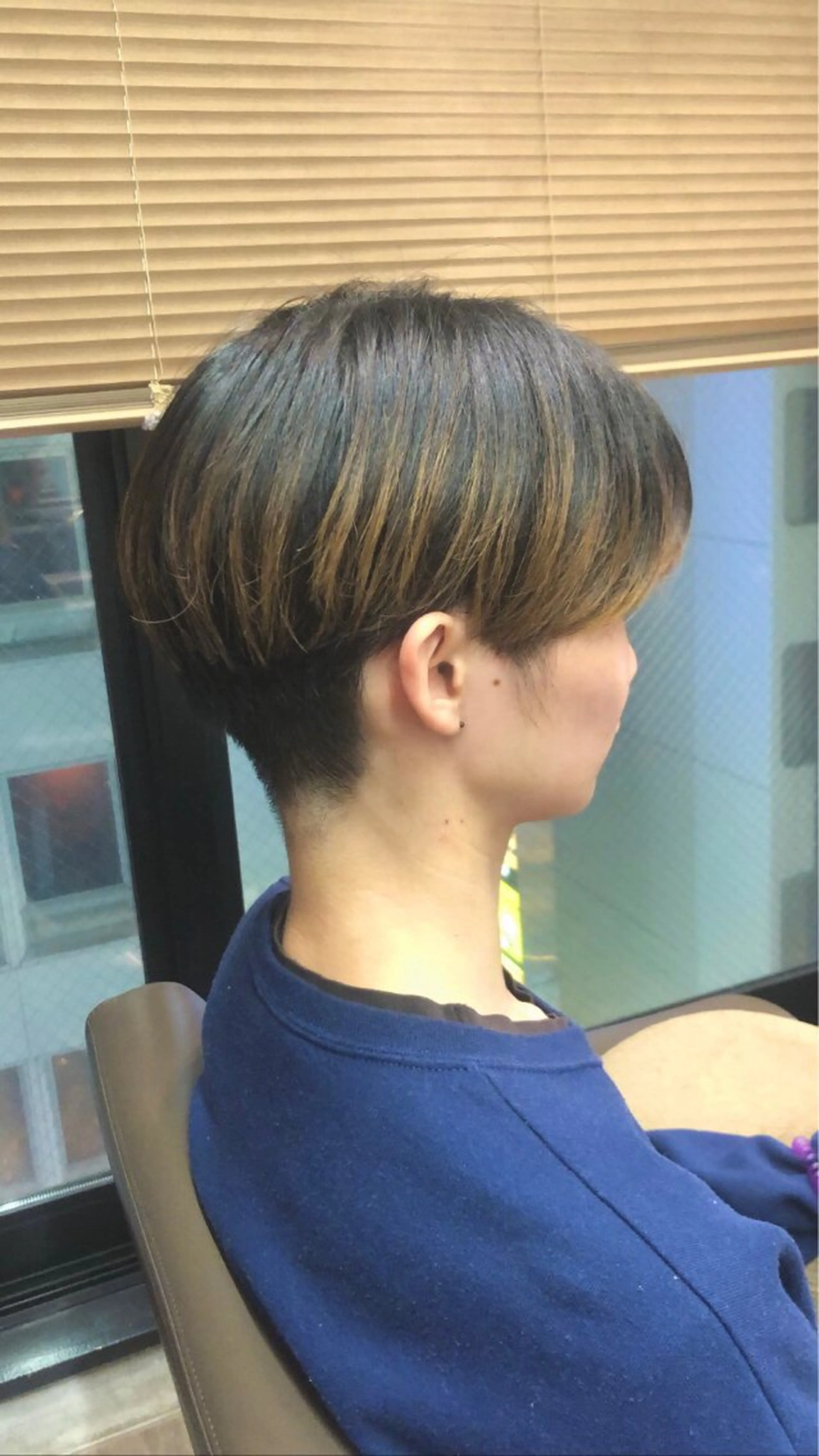 メンズ マッシュ 🎀縮毛矯正.暗髪 .艶髪🩶ちひろのヘアスタイル