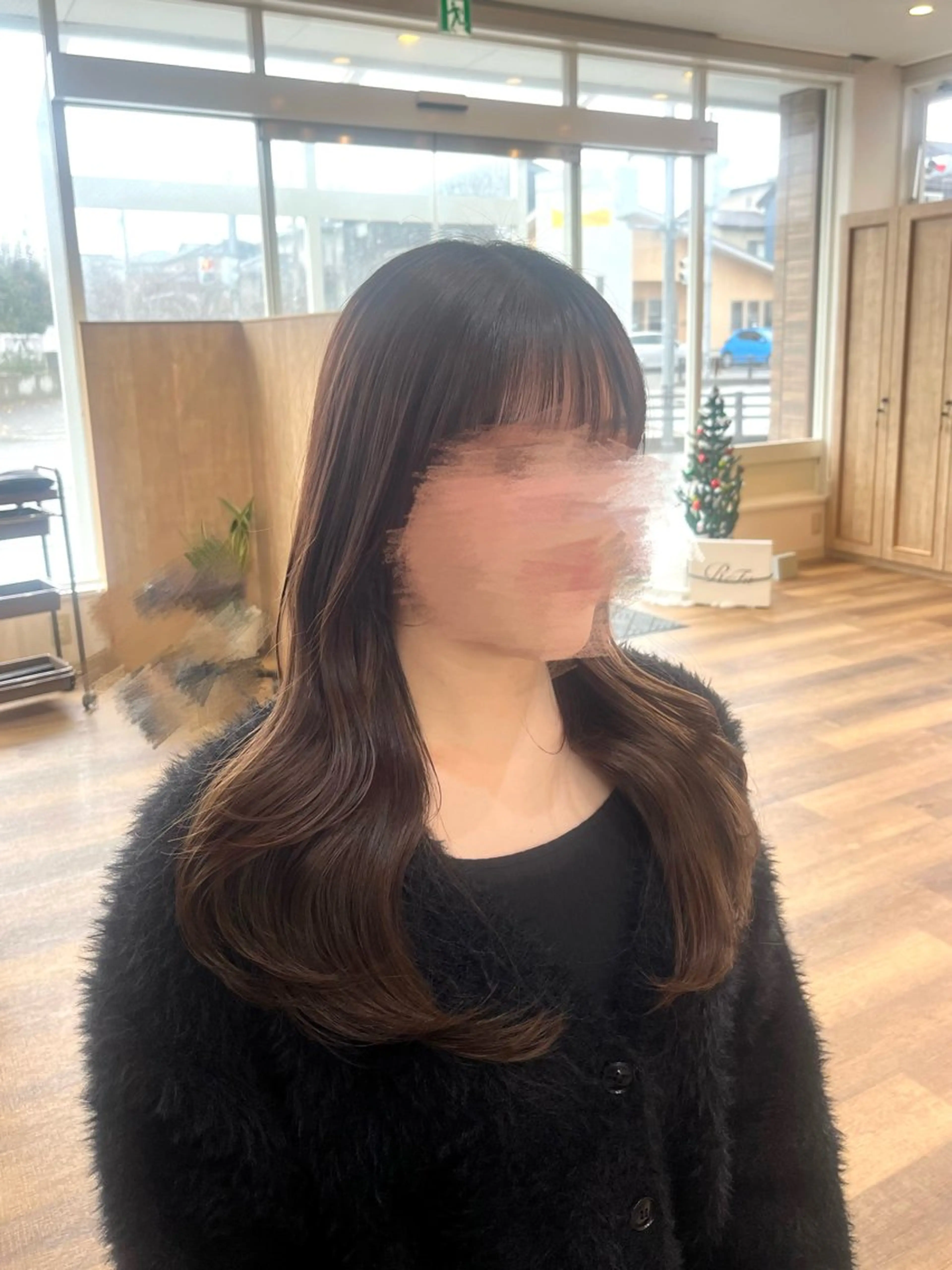 ロング 顔周りカット レイヤーカット カット 宮本 楓のヘアスタイル