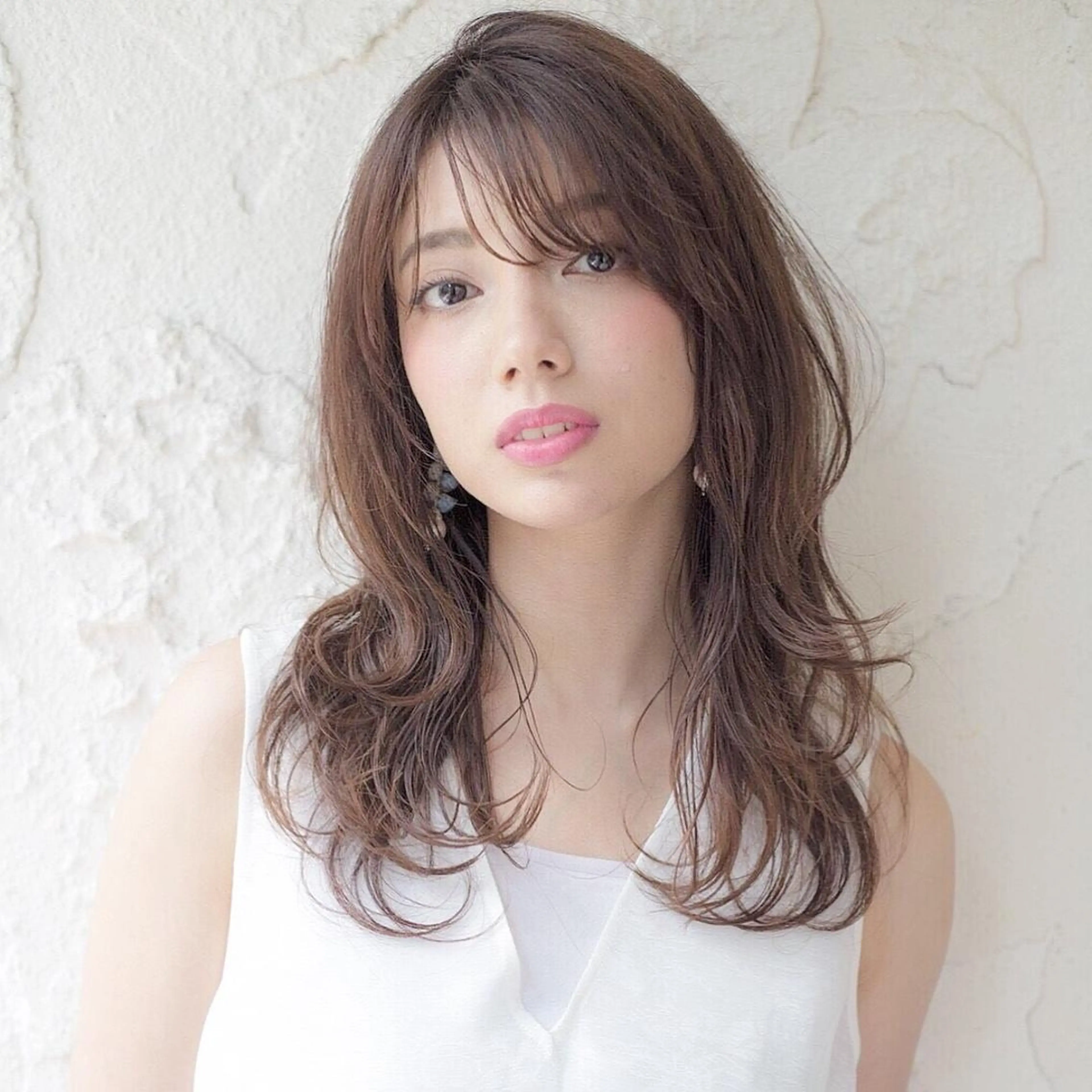 ロング 顔周りカット 伊 杏のヘアスタイル