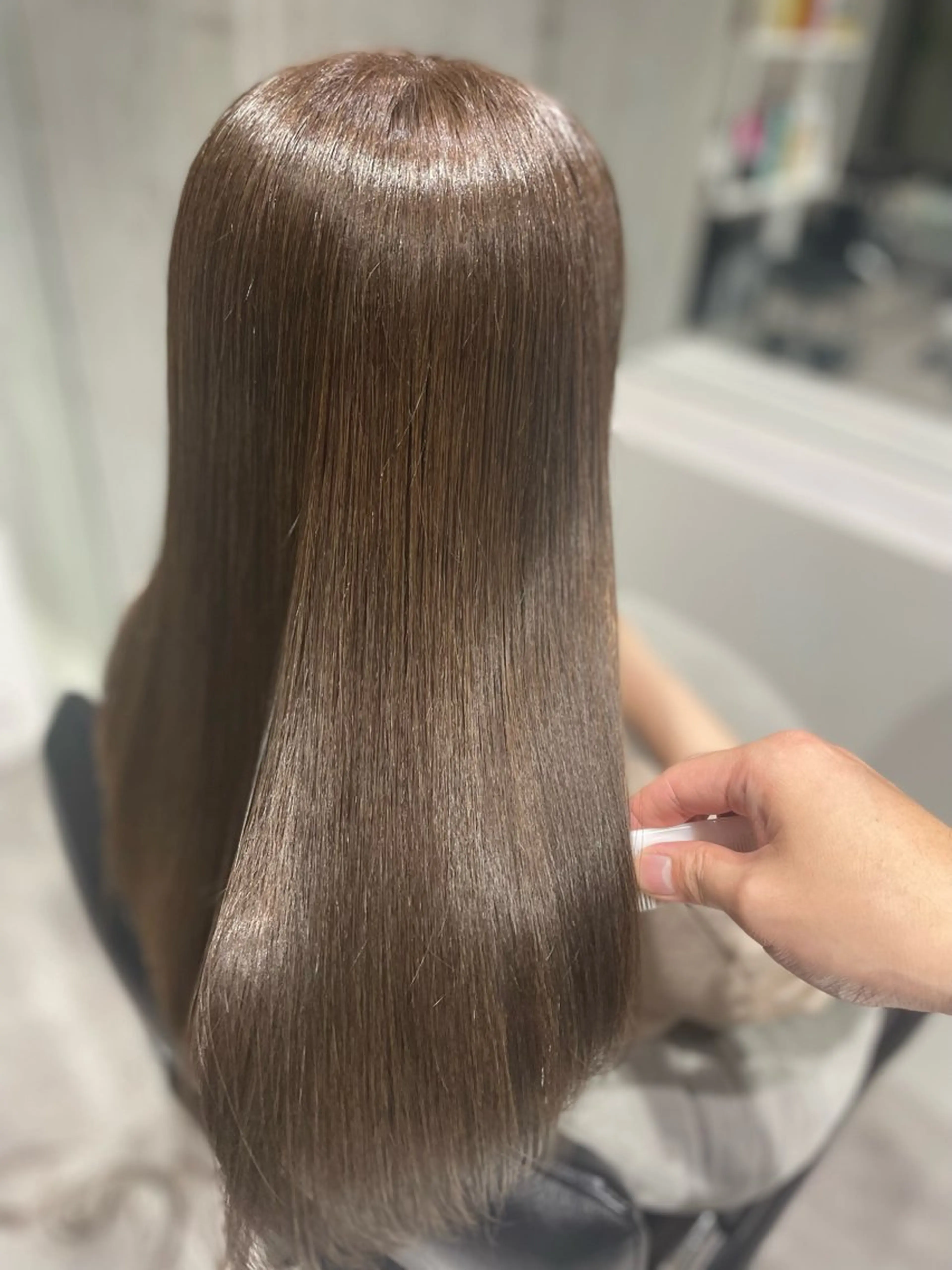 ロング カラー ベージュカラー トリートメント カット ヘアカラー トリートメント ナカムラ イヅミのヘアスタイル