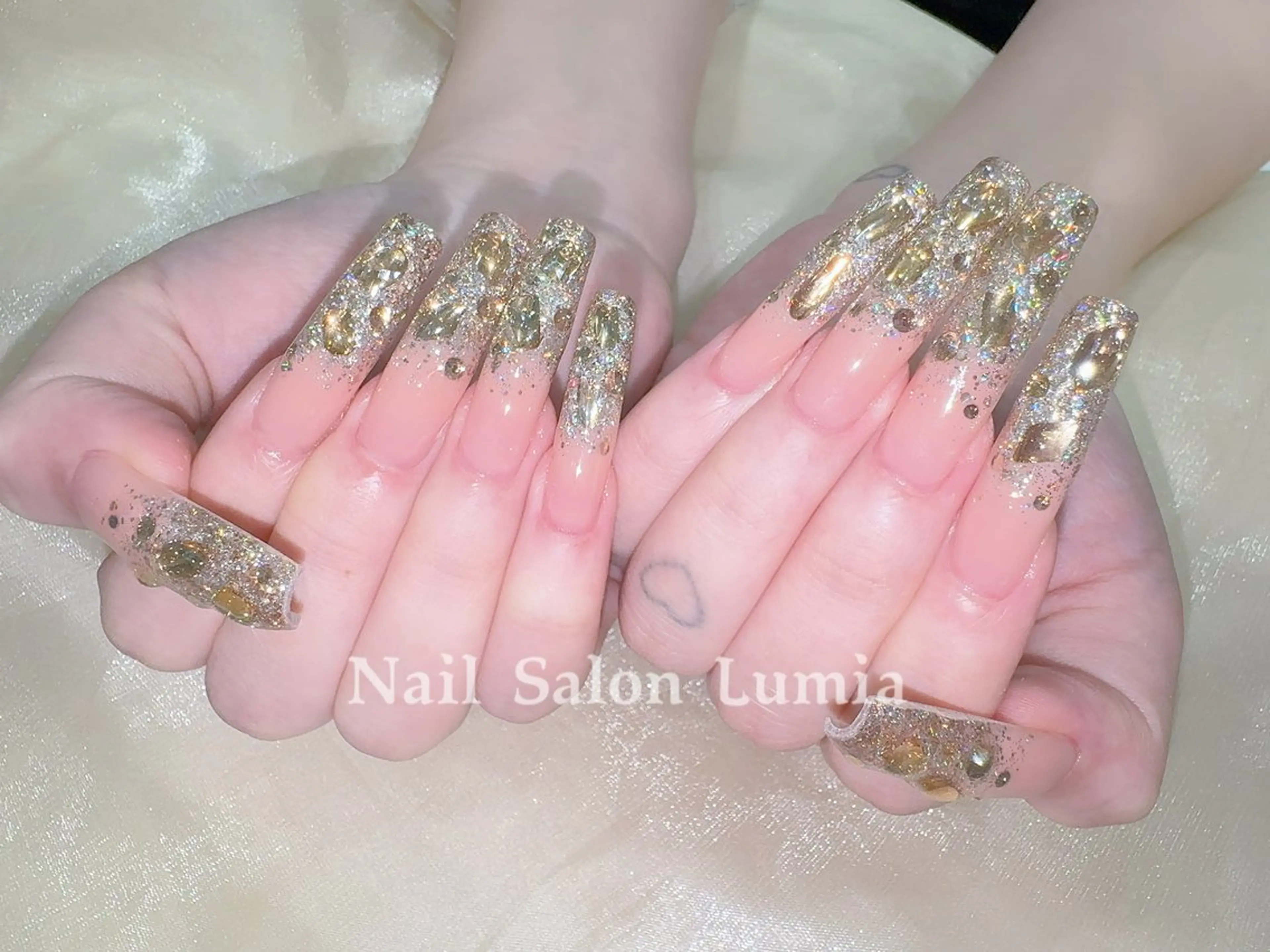 ネイル ハンドネイル ネイルサロン ルミア Lumia 店長のネイルデザイン