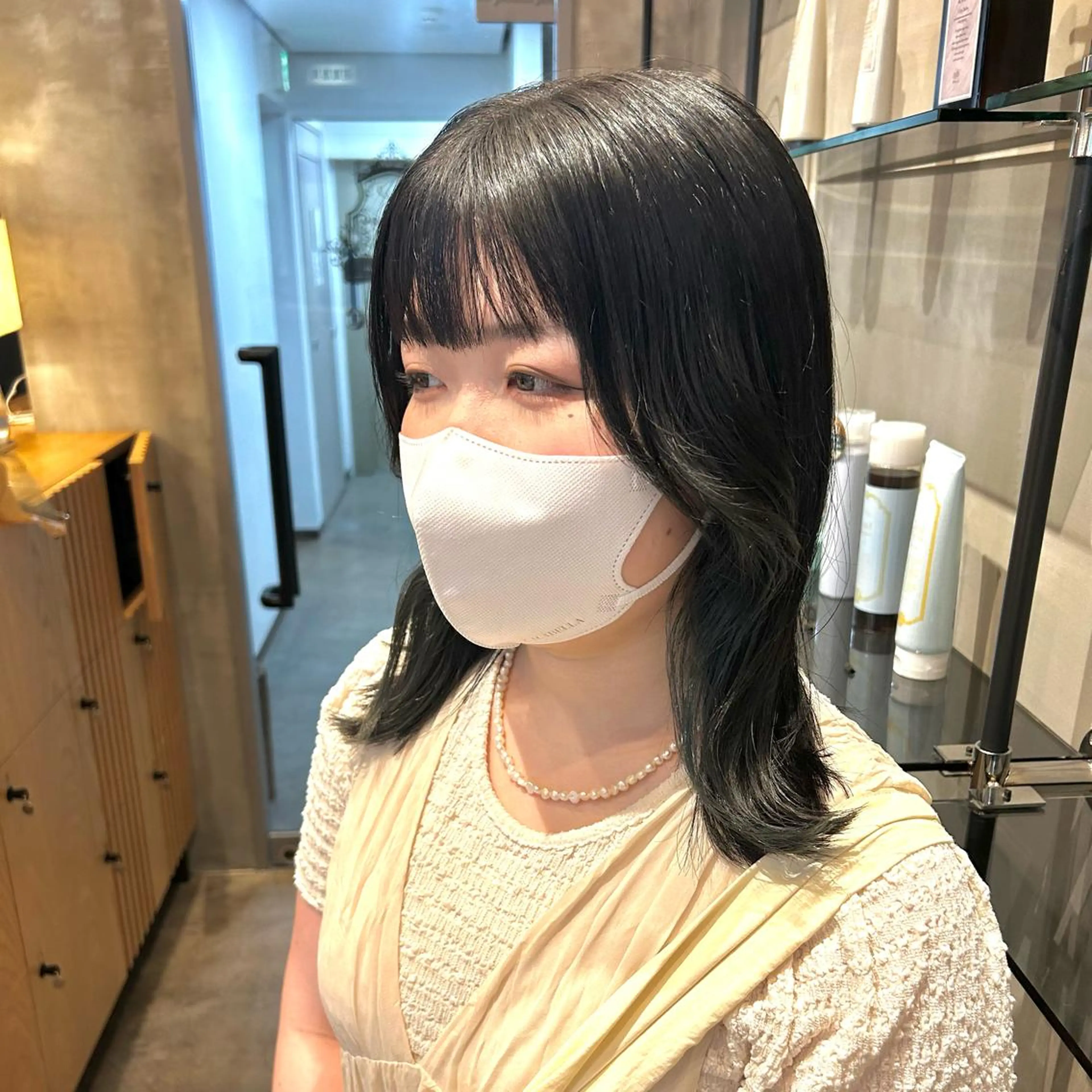 ミディアム 韓国風ヘア 縮毛矯正・似合わせ タナカ レイヤのヘアスタイル