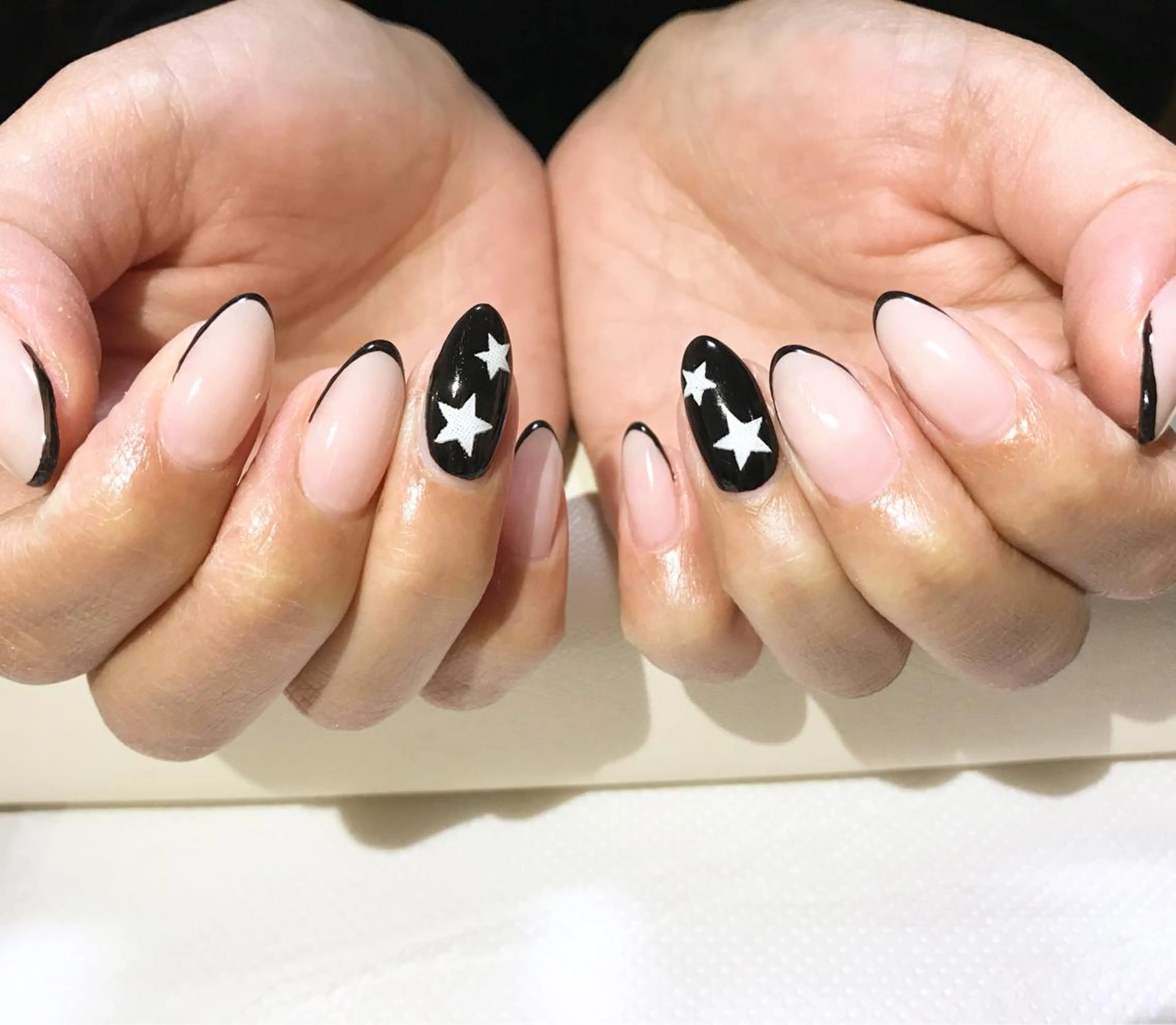 ネイル フットネイル グラデーション シンプルネイル 春ネイル ホワイト nail fufla ♡yamane♡のネイルデザイン