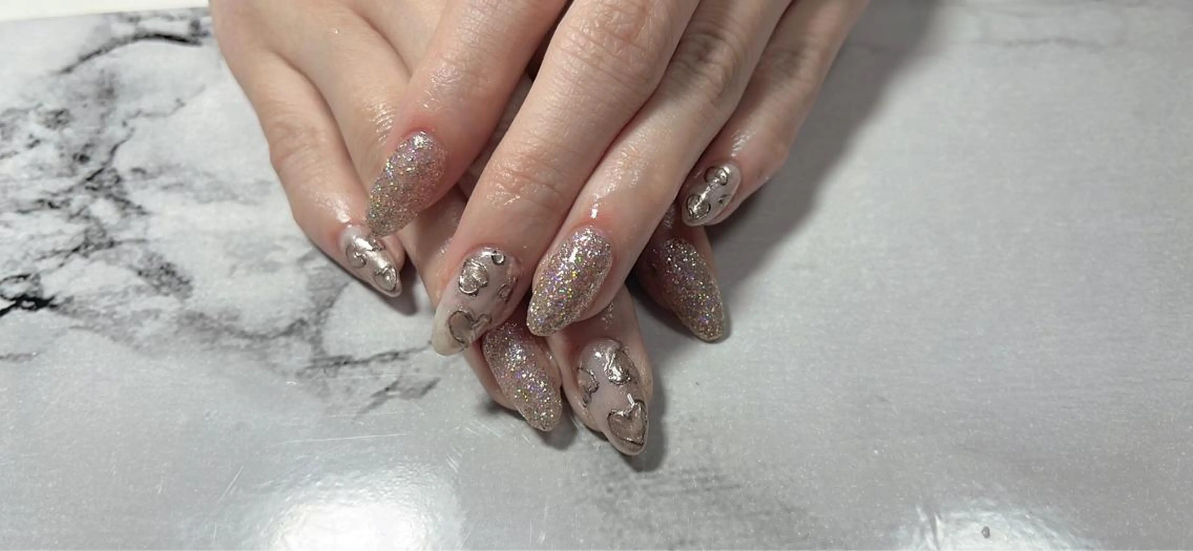 ネイル ミラーネイル Ruana Nailのネイルデザイン