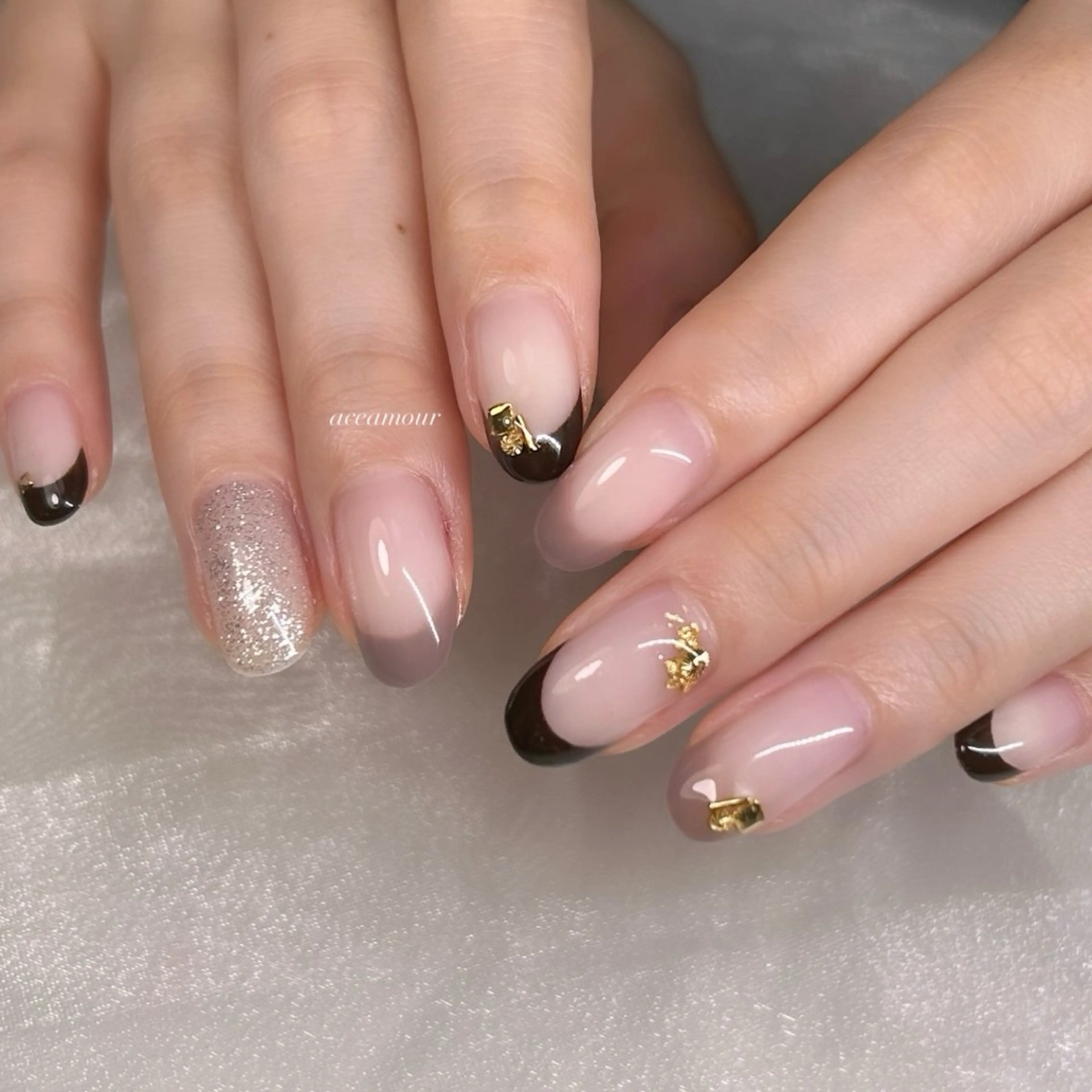 ネイル フラッシュネイル ラメ(グリッター) オフィスネイル バレンタイン ハンドネイル ネイル/耳つぼ /新ホワイトニングのネイルデザイン