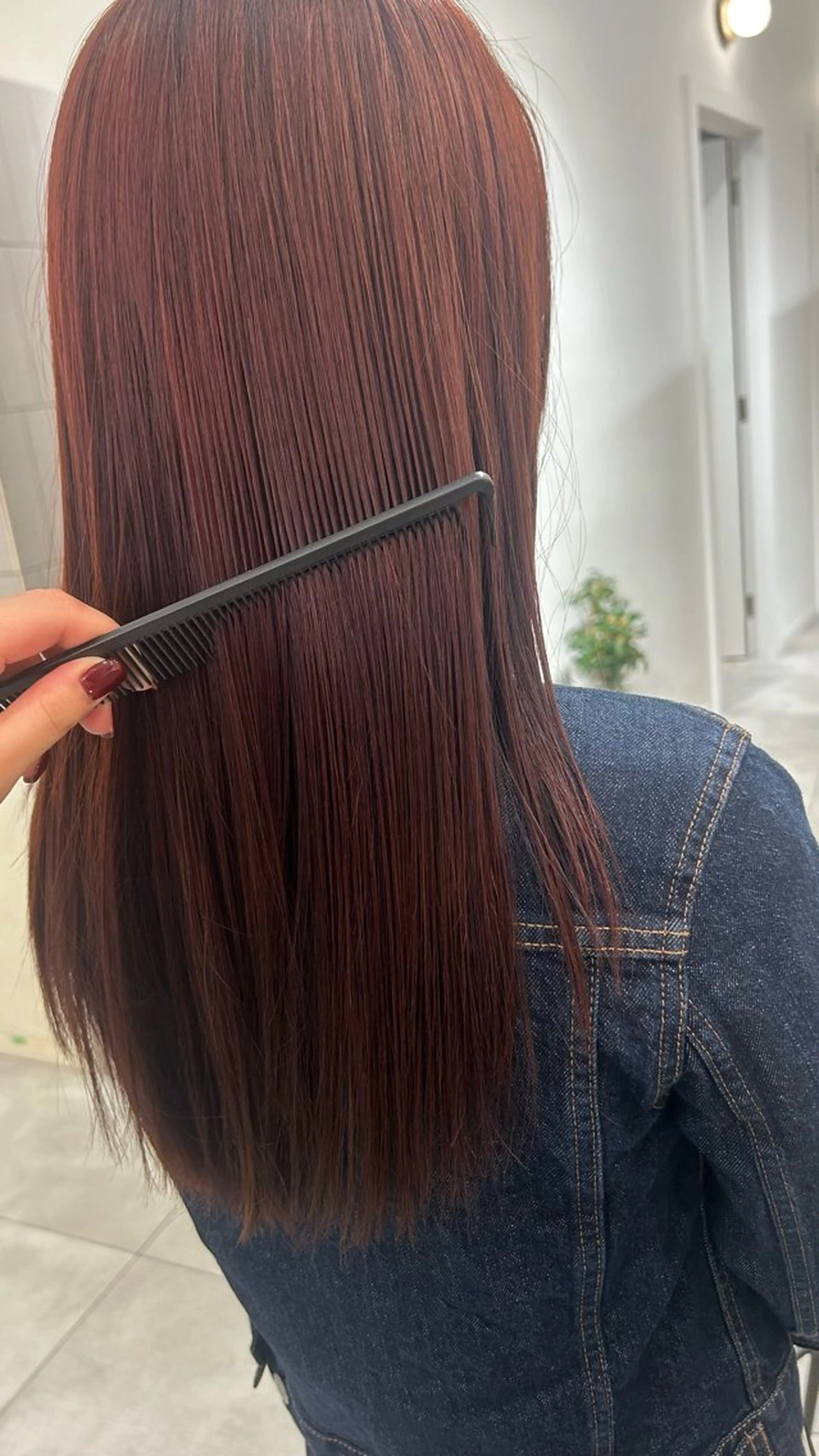 セミロング カラー ブリーチ ボルドーカラー ブリーチなしカラー トリートメント ヘアカラー オリーブベージュ/ ブリーチなし透明感のヘアスタイル