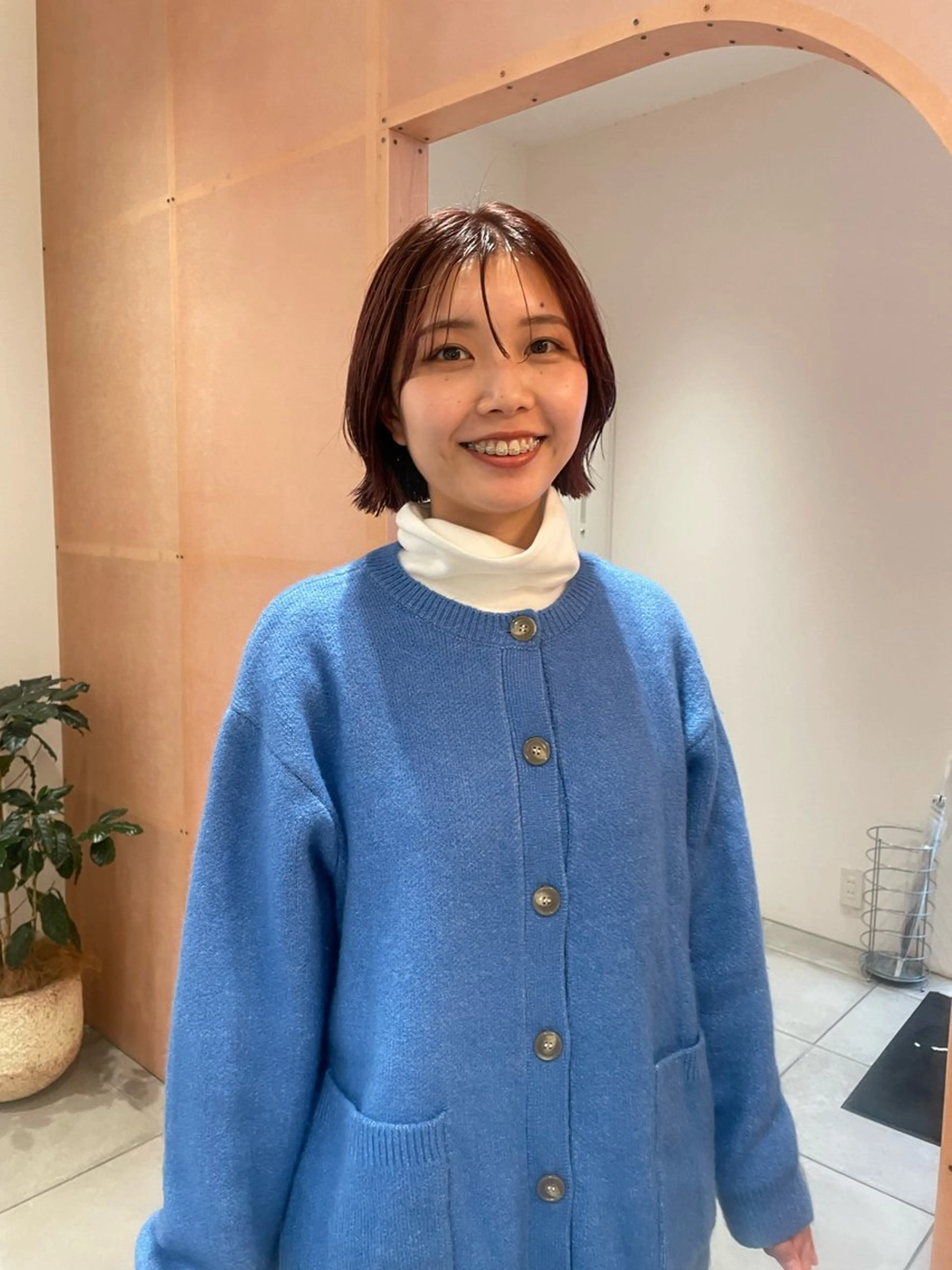 ショート カラー カット ヘアカラー トリートメント 前原  千尋のヘアスタイル