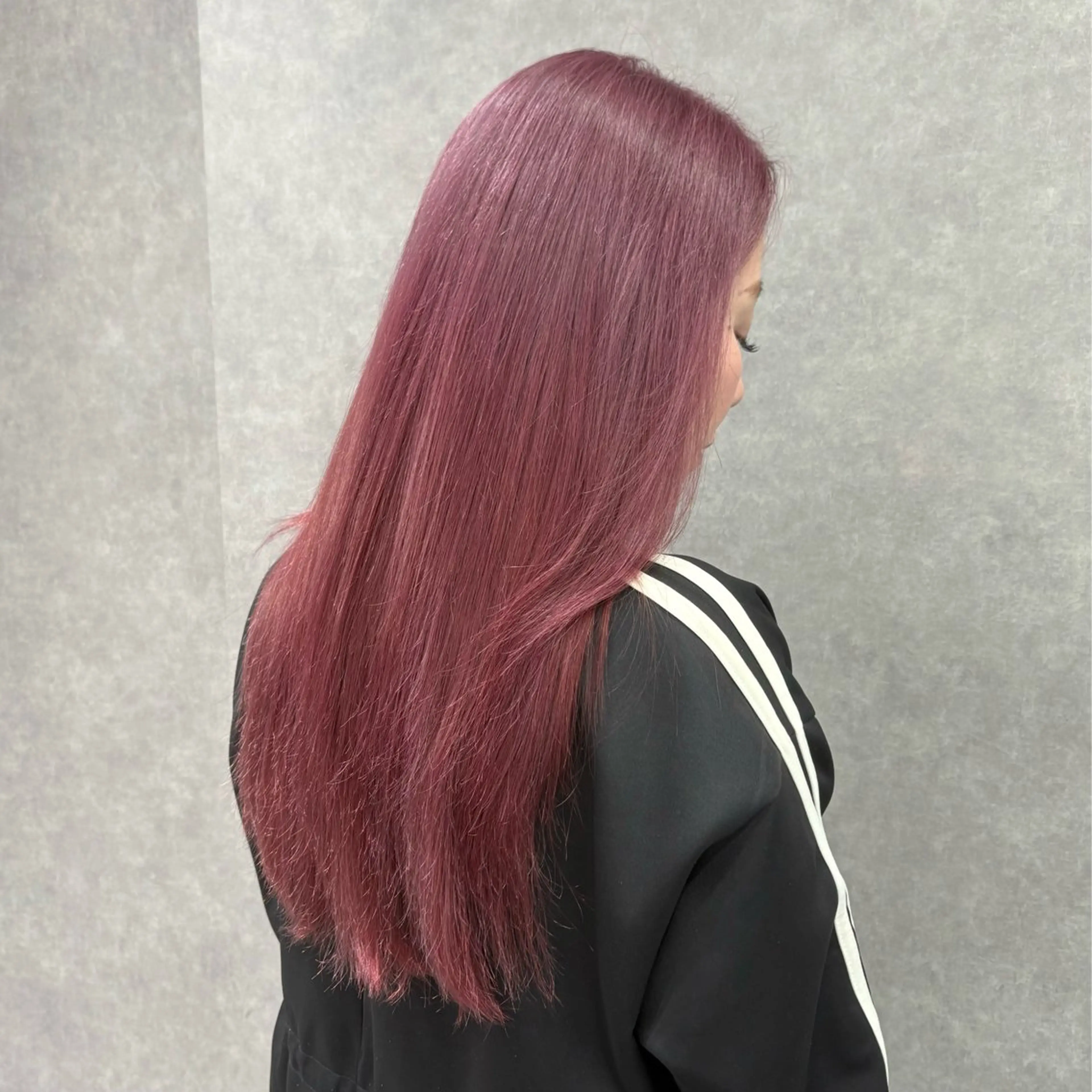 ロング カラー ショート/ウルフ カットモデル募集のヘアスタイル