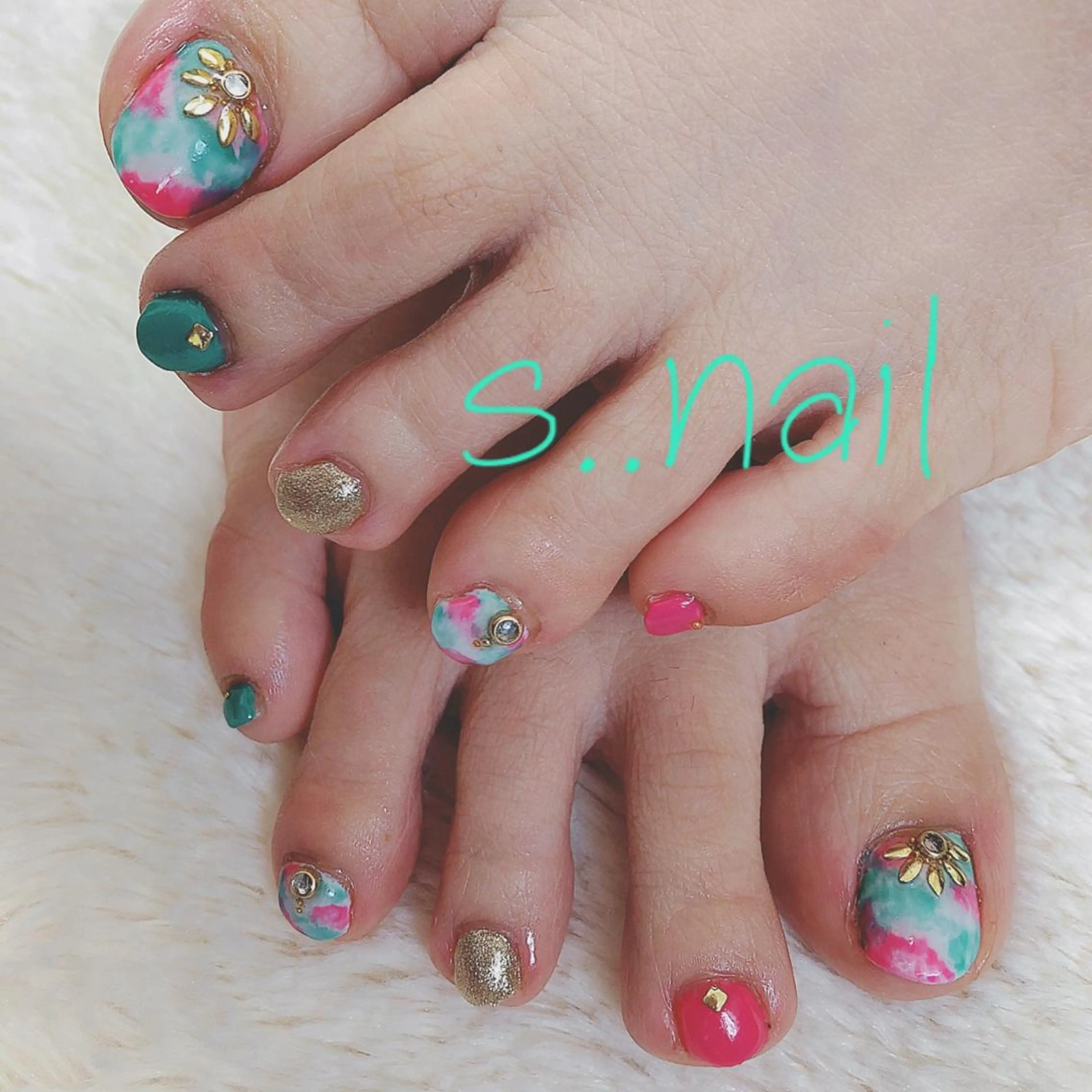 ネイル ハンドネイル フットネイル s..nail / MORITAのネイルデザイン