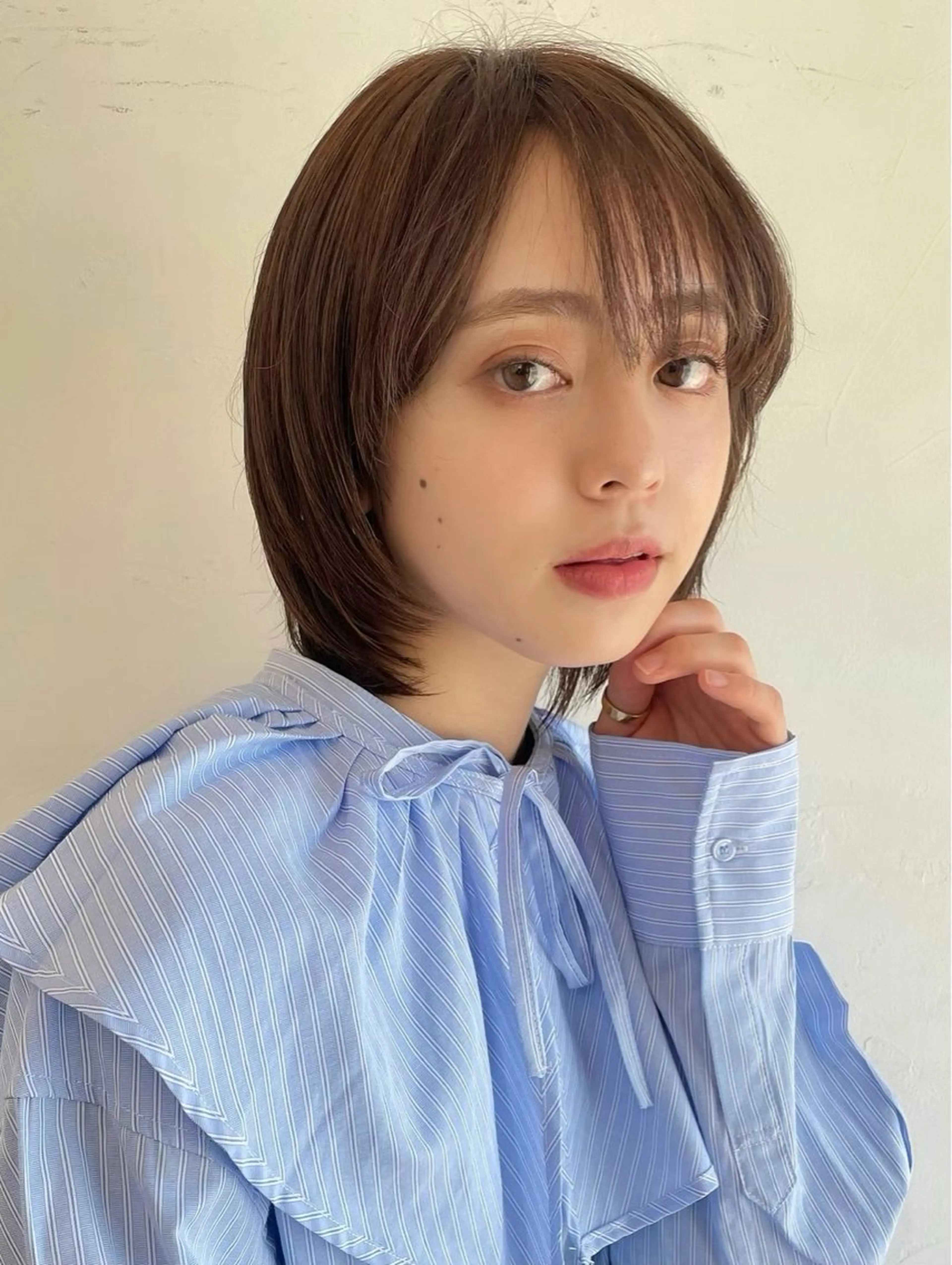 ミディアム 米澤 由衣のヘアスタイル