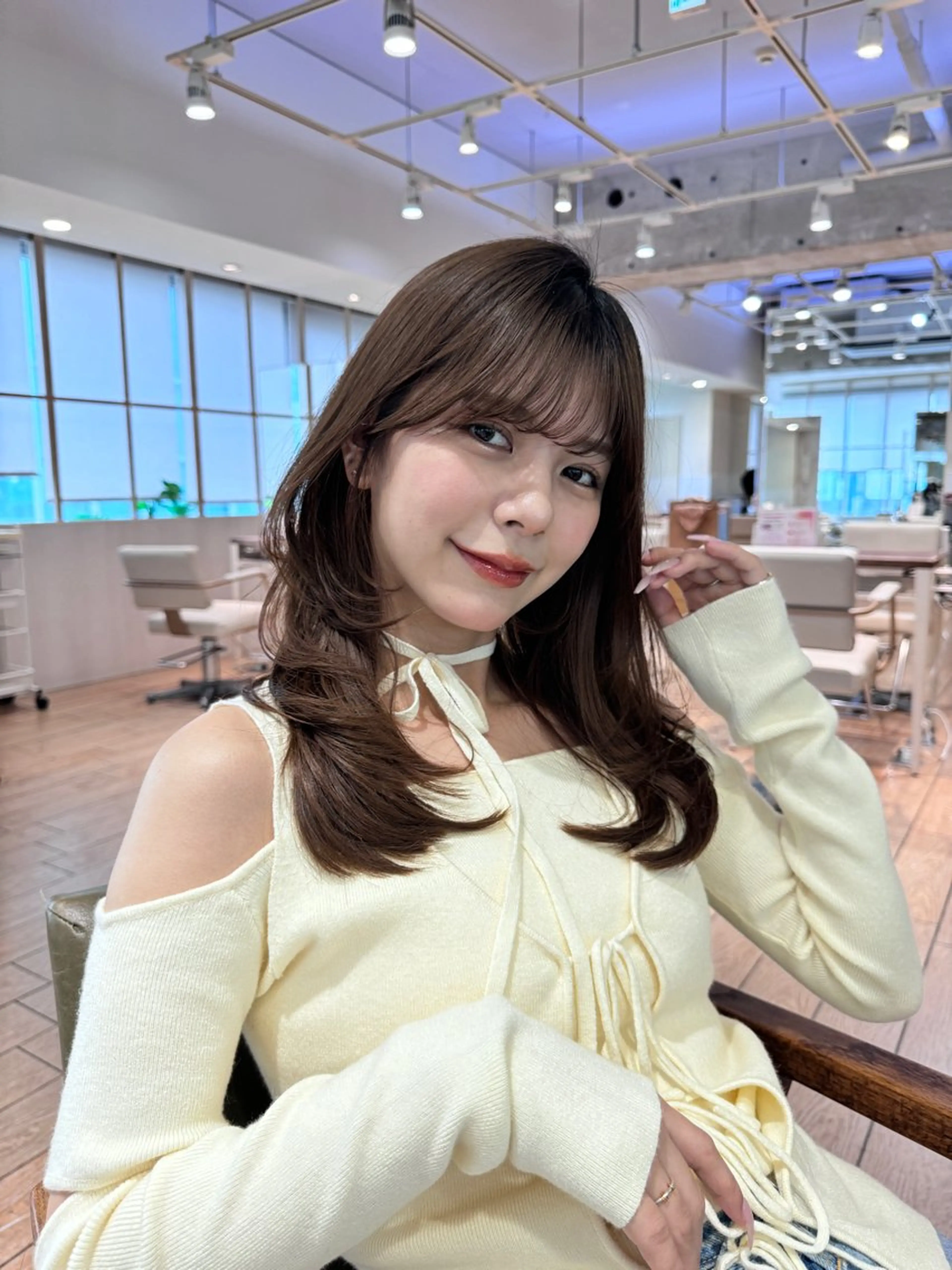 面長解消！小顔効果！×似合わせカット💇‍♀️×補修トリートメント✨✨　人気メニューを無料で⁉️シャンプーブローあり○の写真