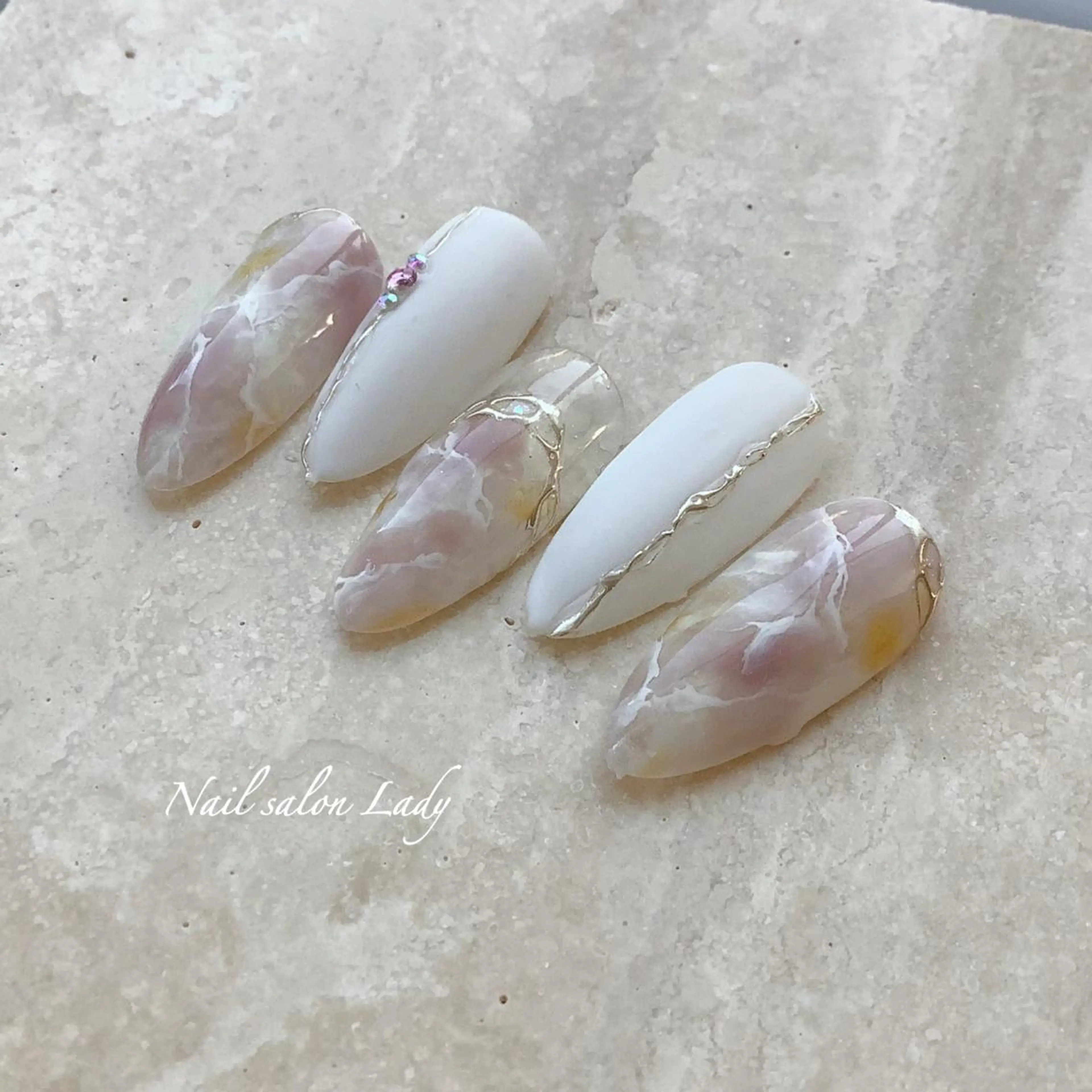 ネイル ハンドネイル Nail salon Ladyのネイルデザイン