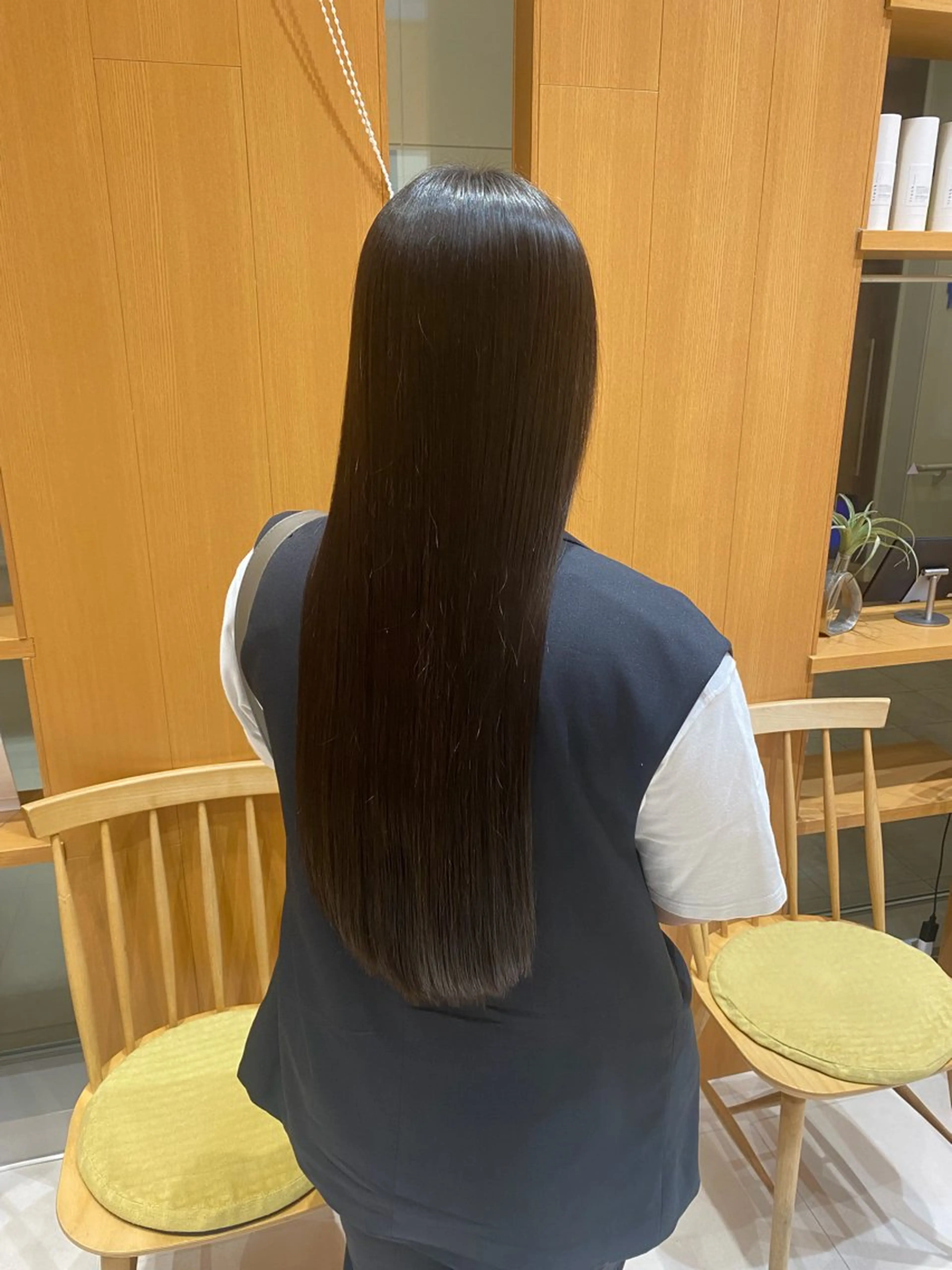 ロング パーマ 縮毛矯正 トリートメント 💎ツヤ髪ストレート カラー💎かのんのヘアスタイル