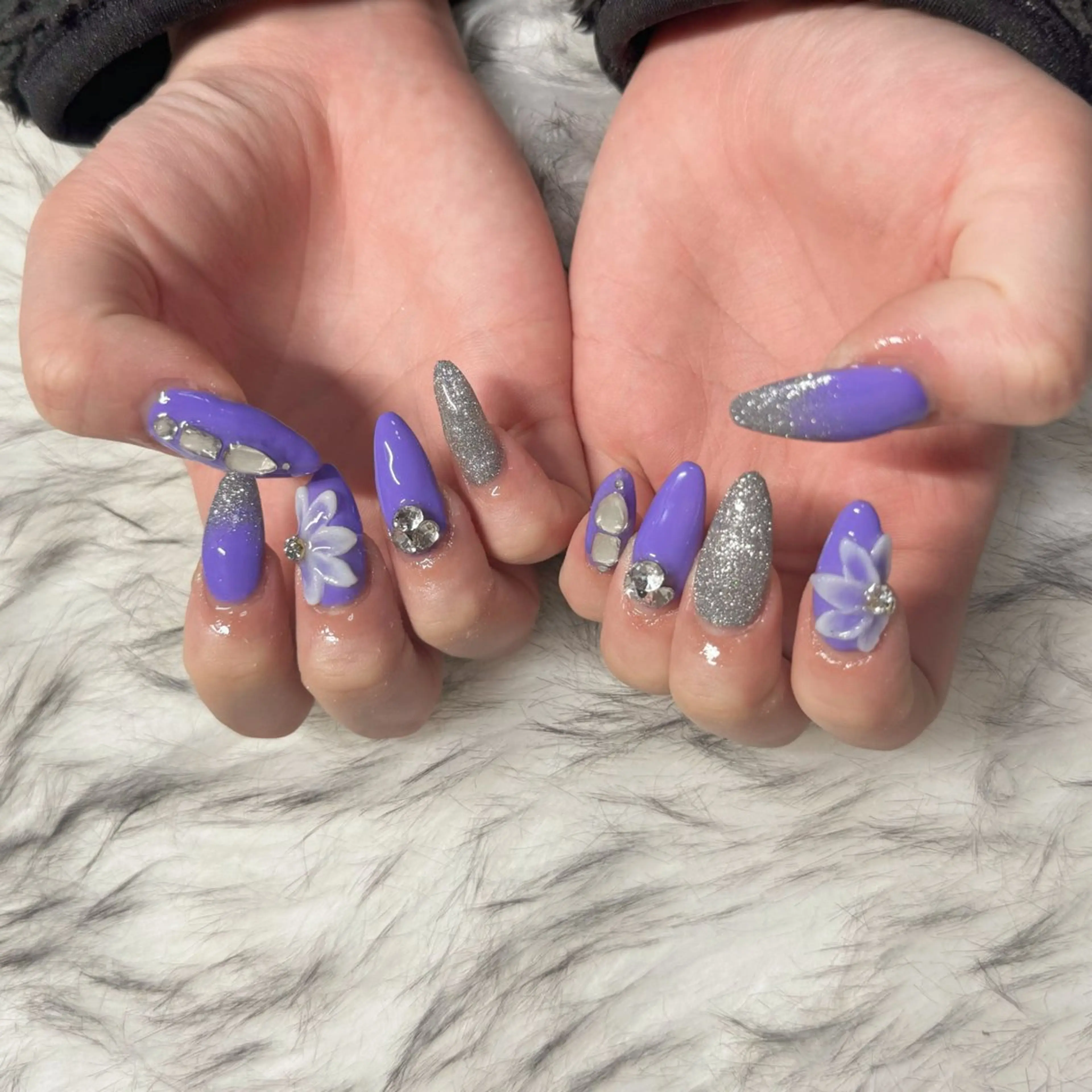 ロング ハンドネイル mao .のネイルデザイン