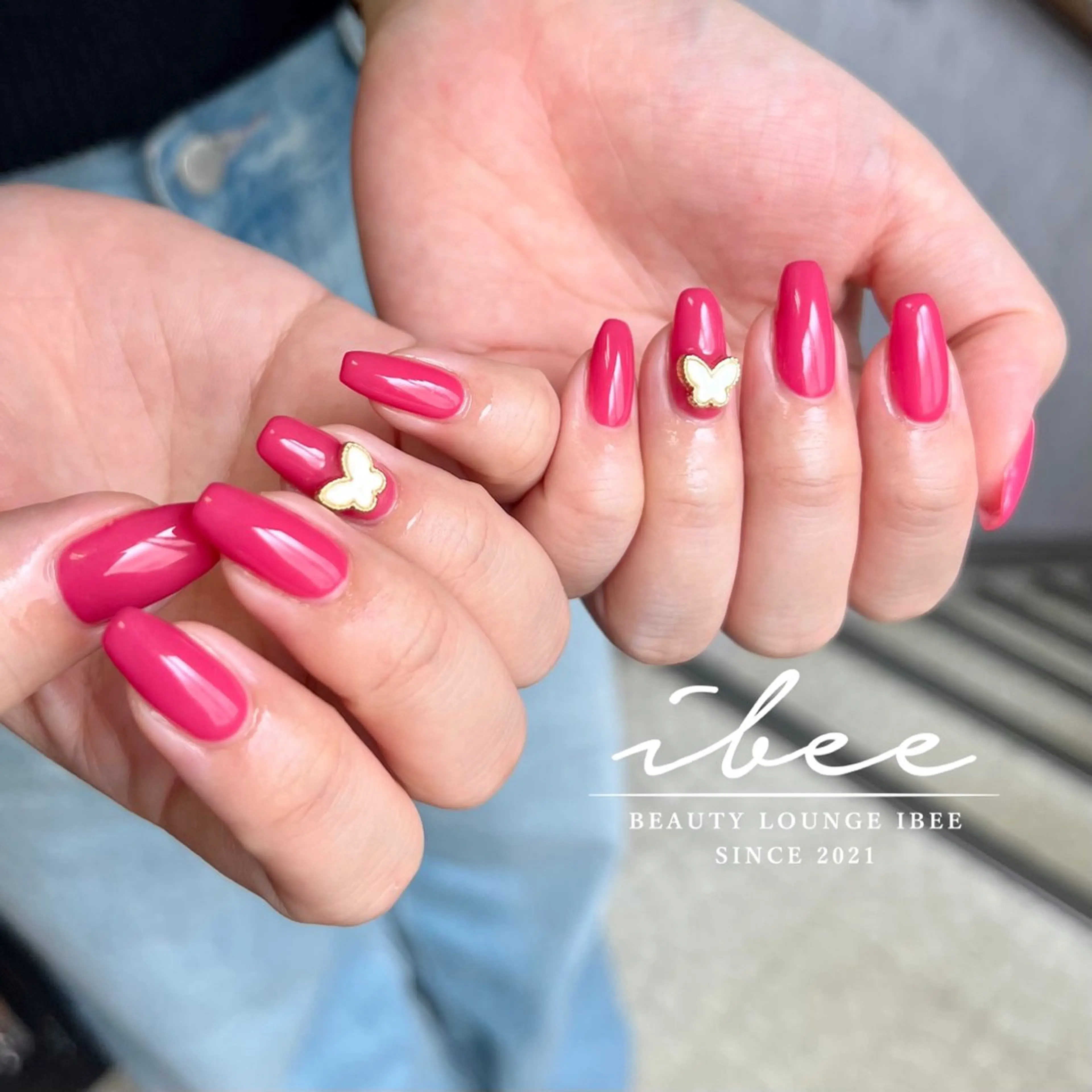 ネイル ワンカラーネイル ストーンネイル ibee nail 🤍yumiのネイルデザイン