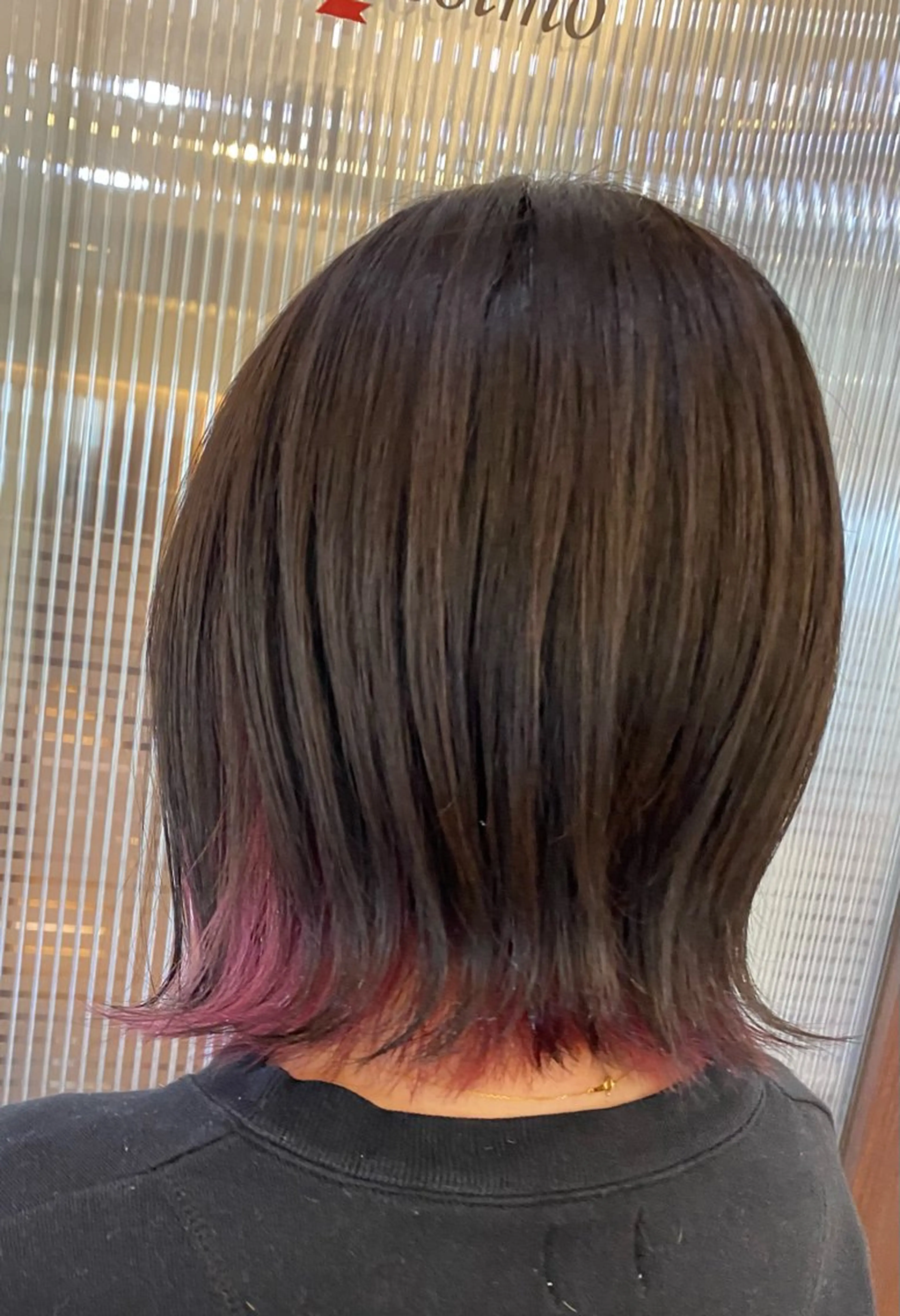 ミディアム カット ヘアカラー 縮毛矯正 鈴木 千恵子のヘアスタイル