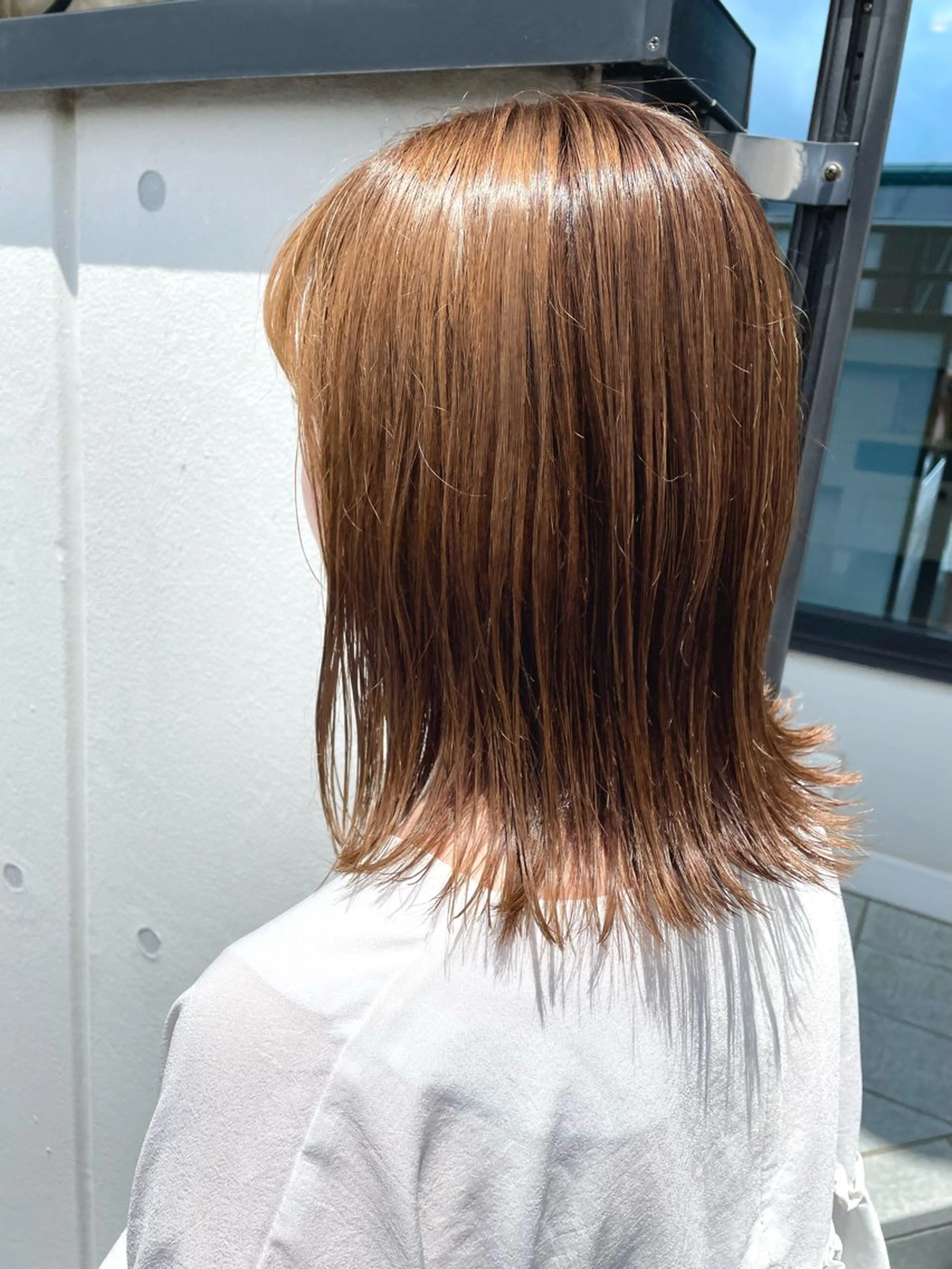 ミディアム ボブ 外ハネヘア カット ヘアカラー トリートメント 🎧倉持 来希🎧のヘアスタイル