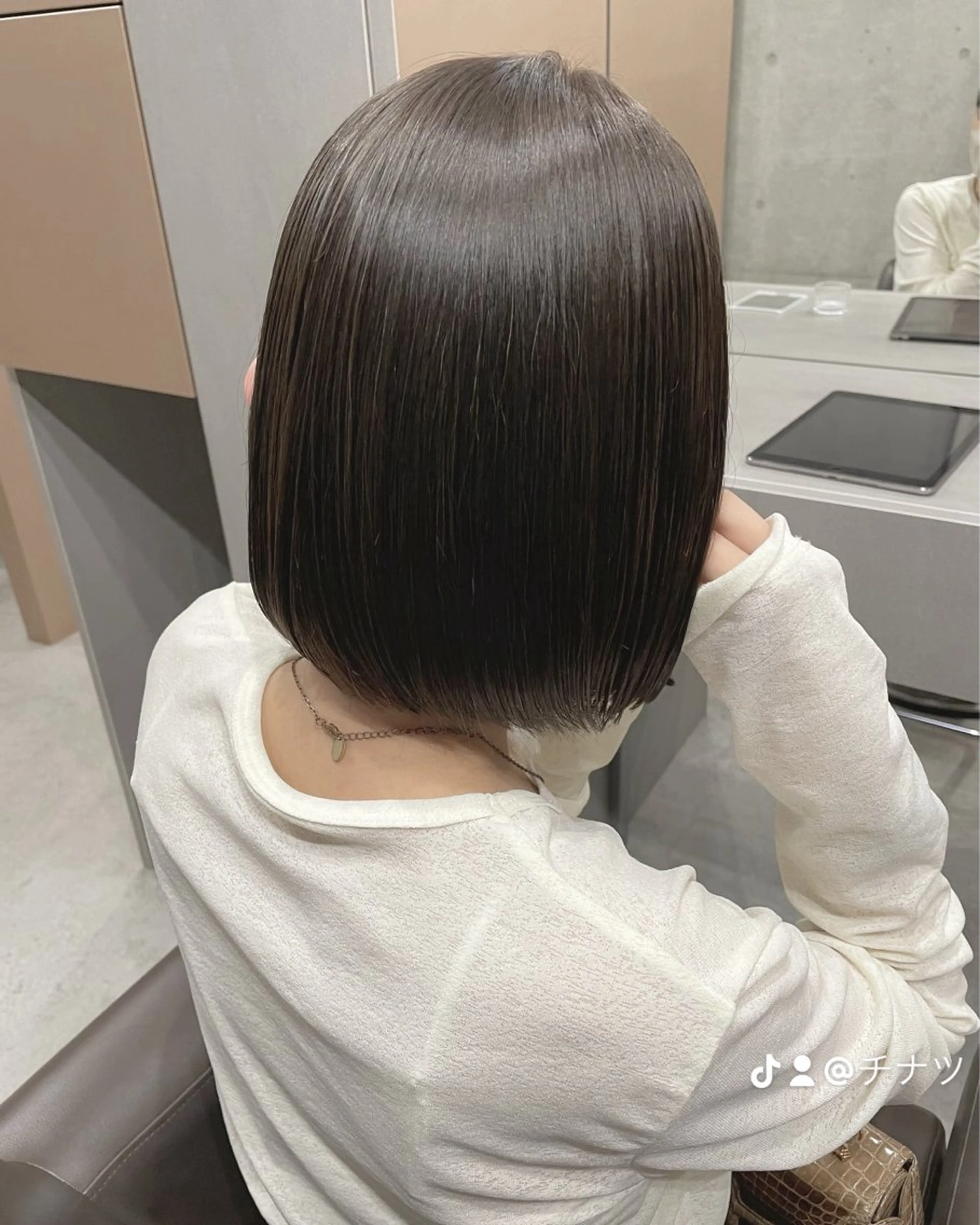 ミディアム カラー カット ヘアカラー 表参道🌿赤み消し カラー/チナツのヘアスタイル