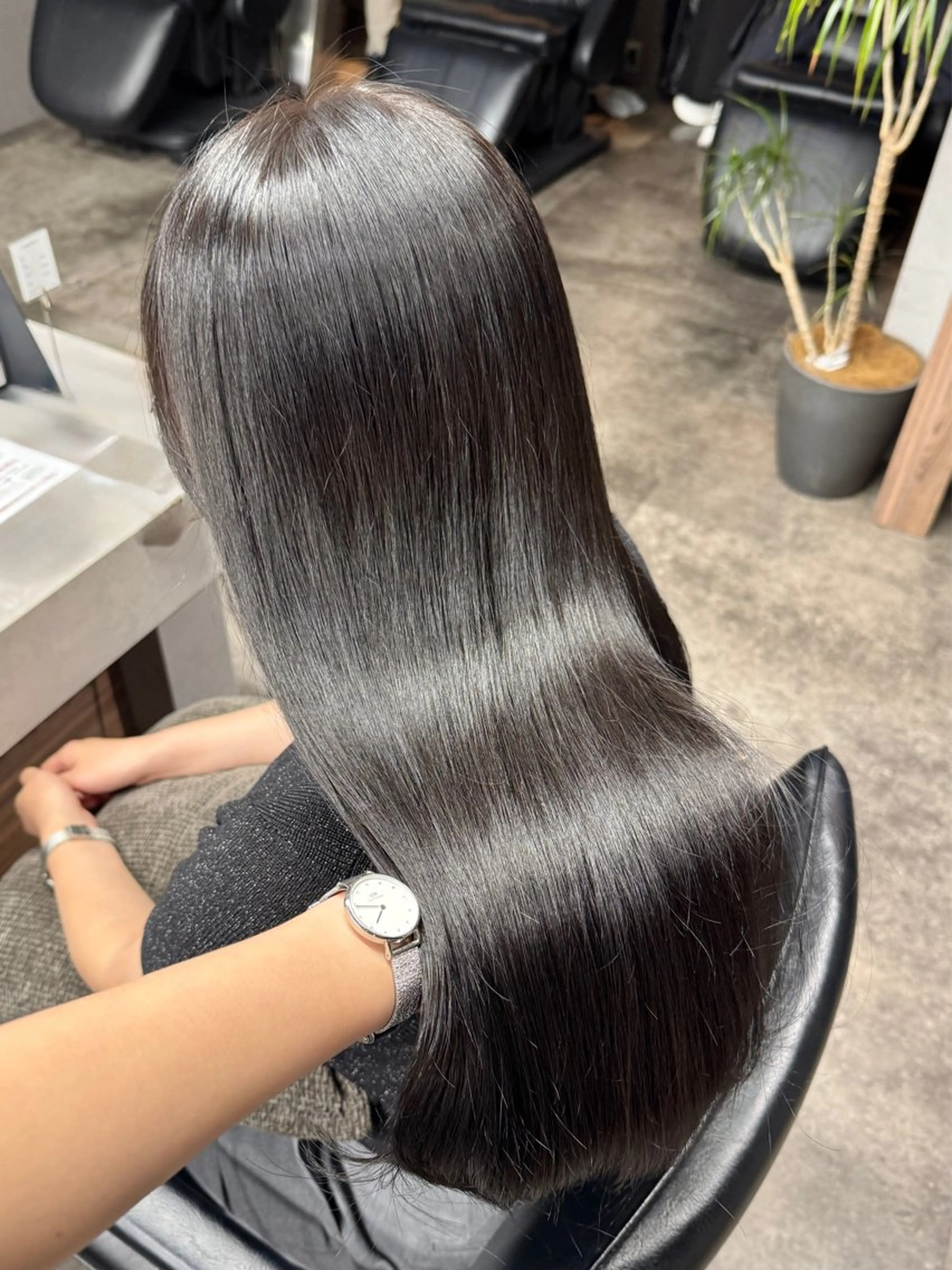 セミロング ヘアカラー トリートメント 髪質改善/艶髪 MINAMIのヘアスタイル