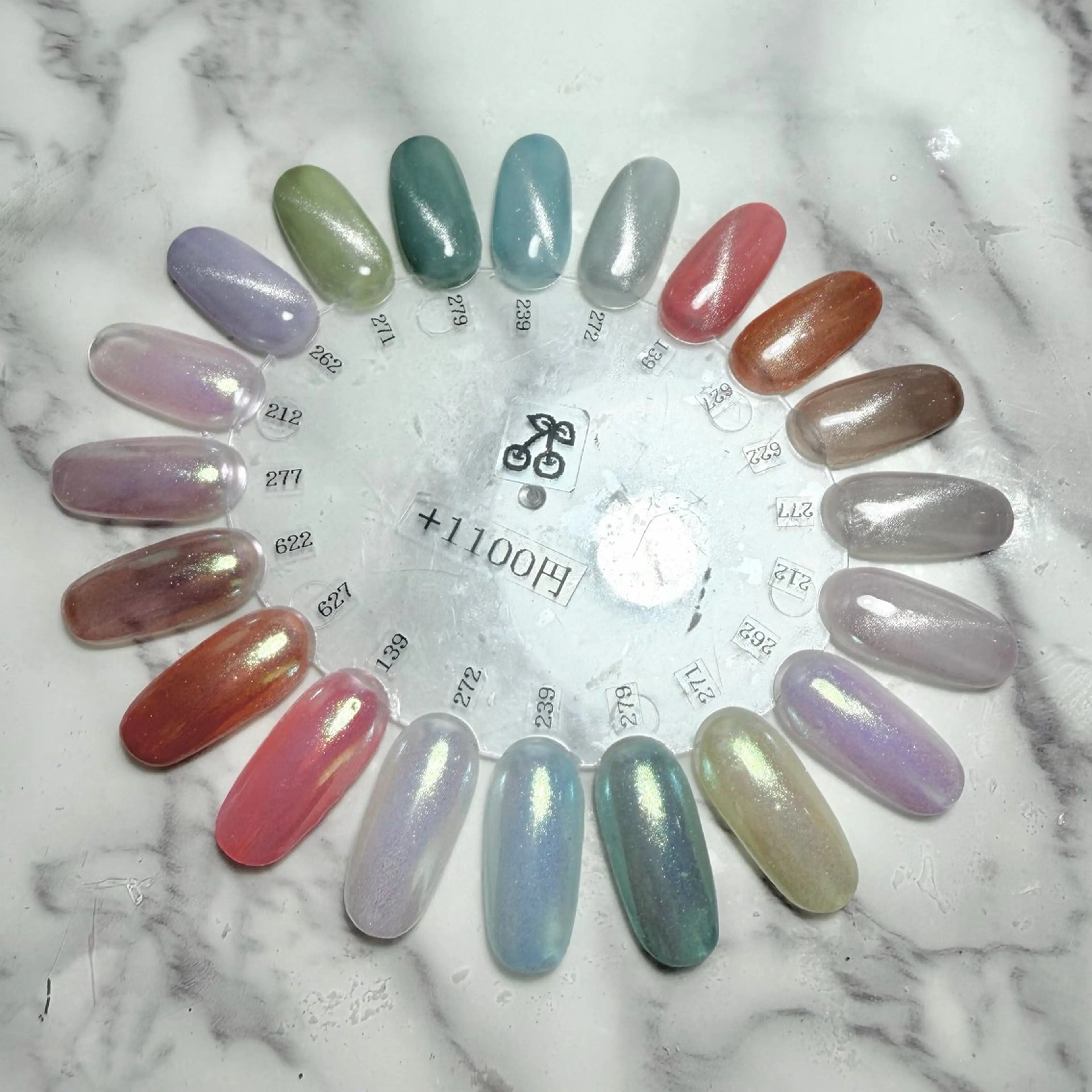 ネイル ツメイク船橋店🍓 Kurea🤍のネイルデザイン