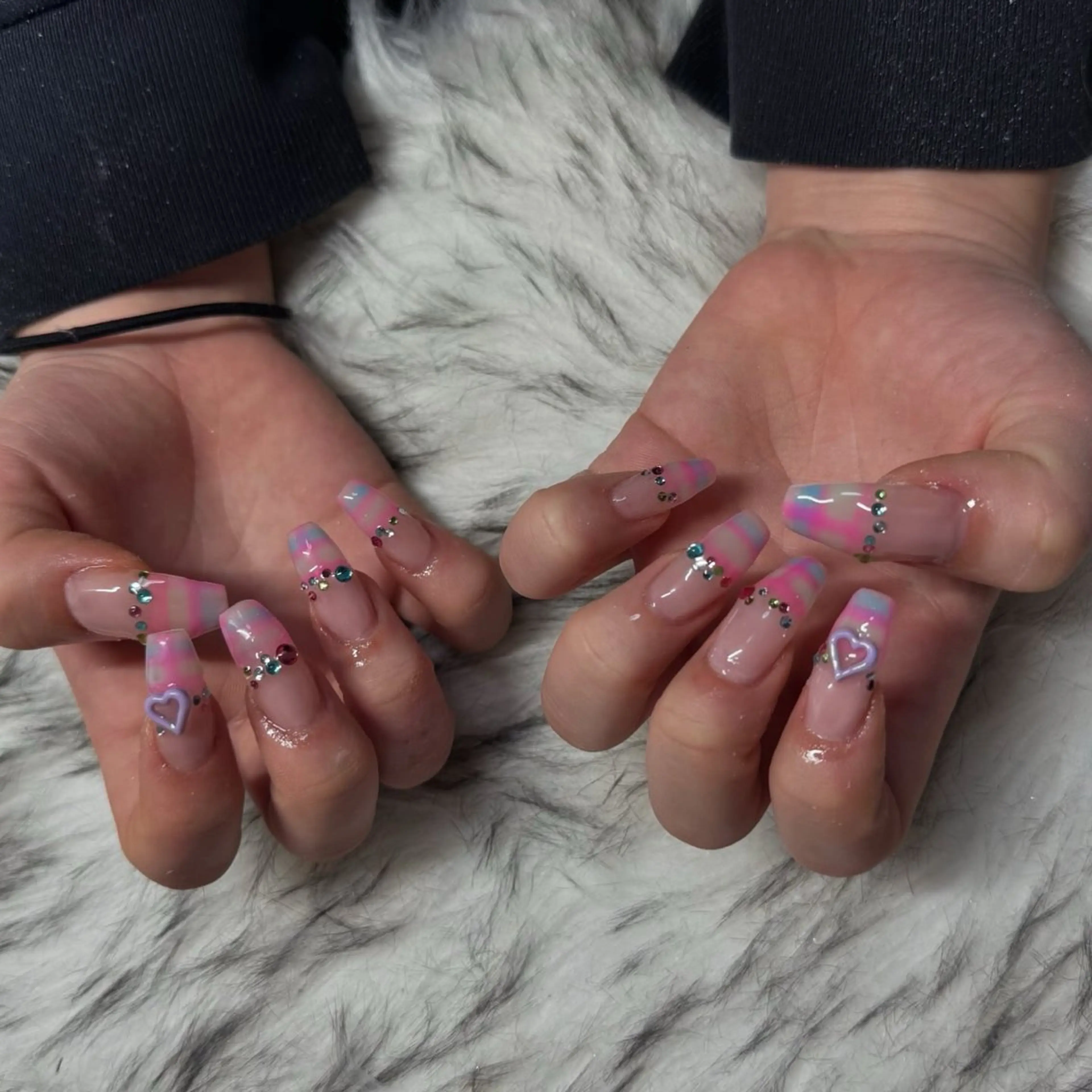 ロング ハンドネイル mao .のネイルデザイン