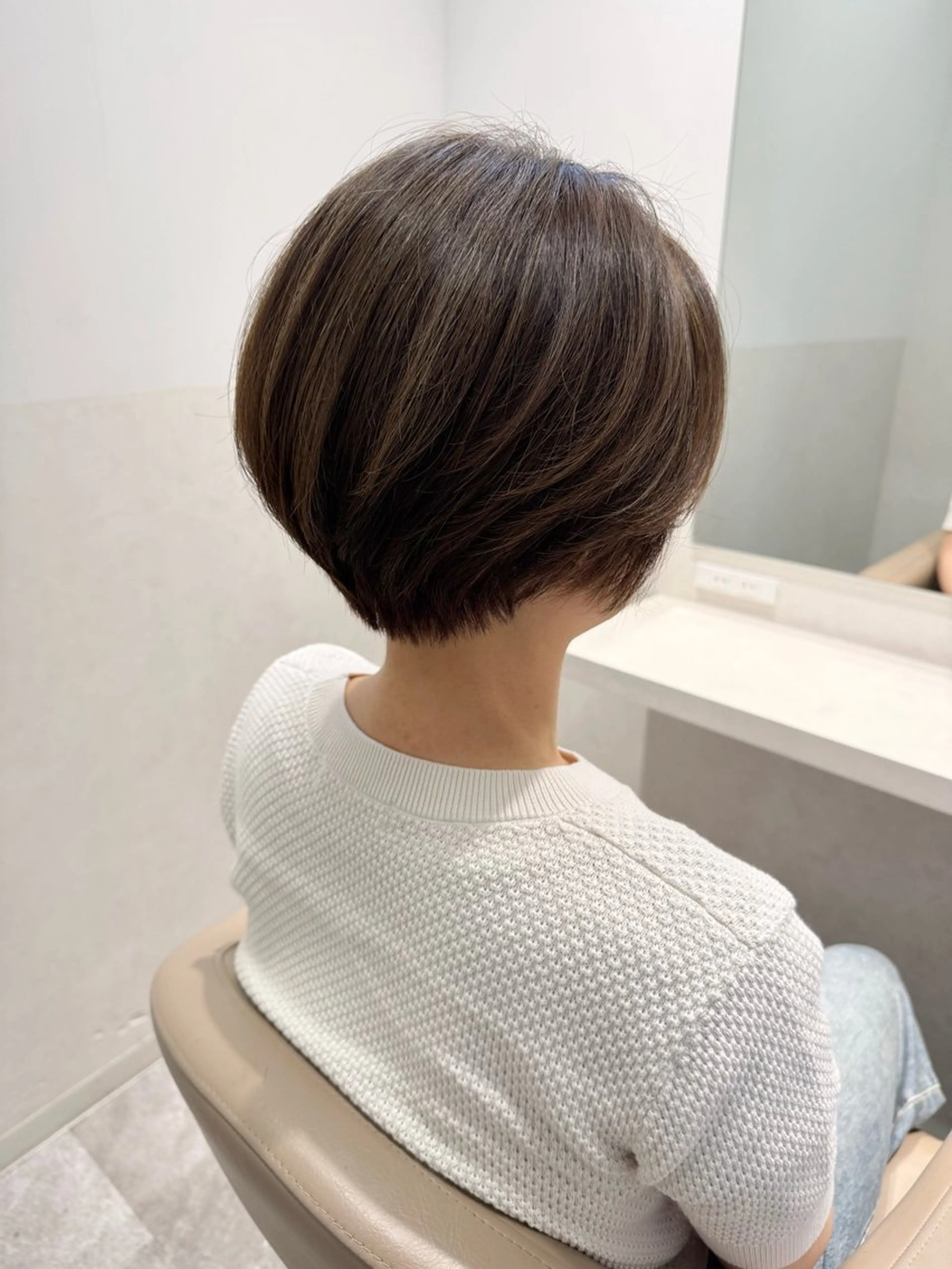 ショート カラー ハイライトカラー ハイライト ショートヘア 大人女性のショート 戸高昌紀のヘアスタイル