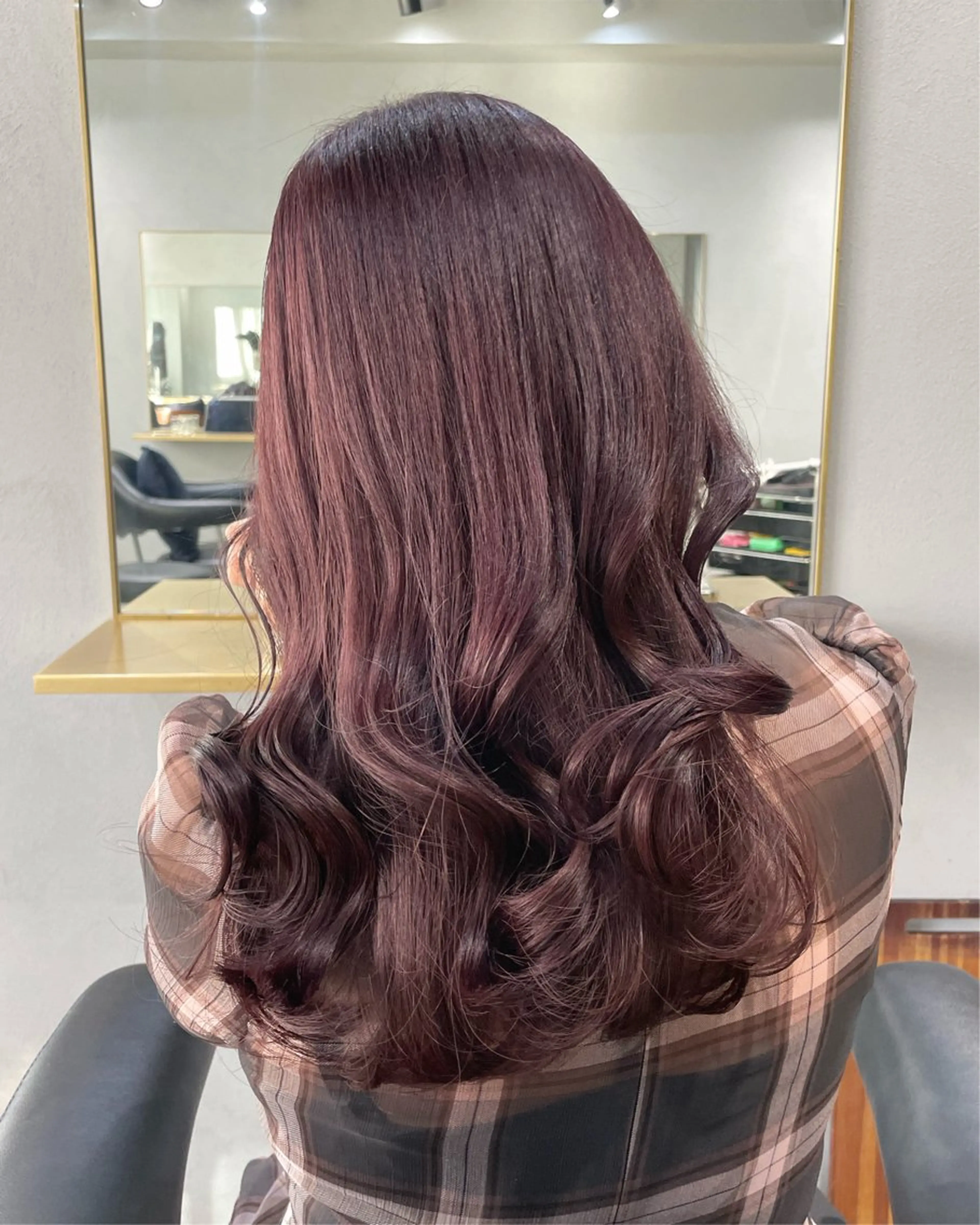 ロング カラー ブラウンカラー ラベンダーカラー レッドカラー レッドブラウン カット ヘアカラー トリートメント 【表参道】Ruri デジタルパーマのヘアスタイル