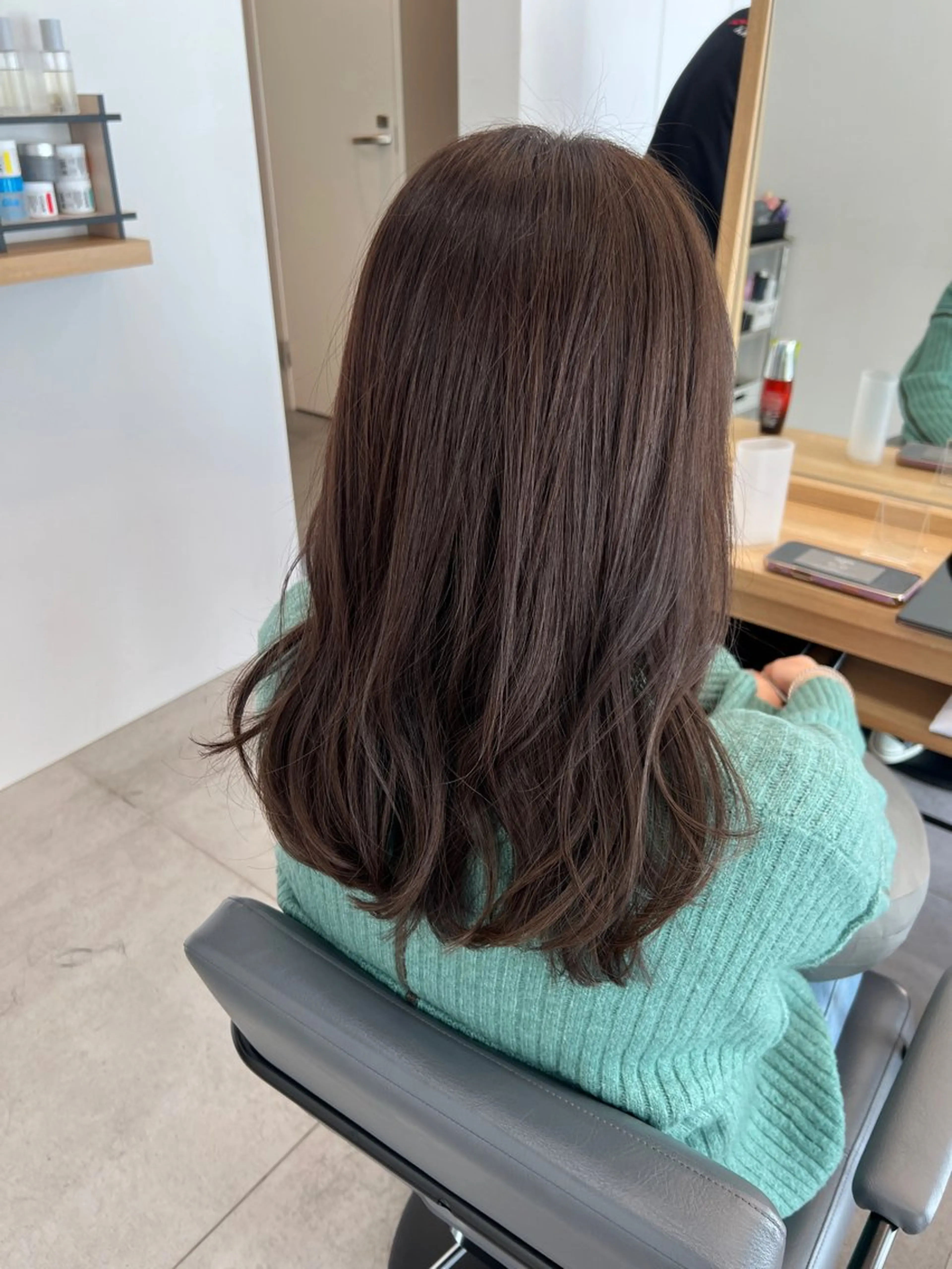 セミロング カラー グレージュ オリーブグレージュ オリーブグレー Ore🫧タナカマヤ /柔らかい質感カラーのヘアスタイル