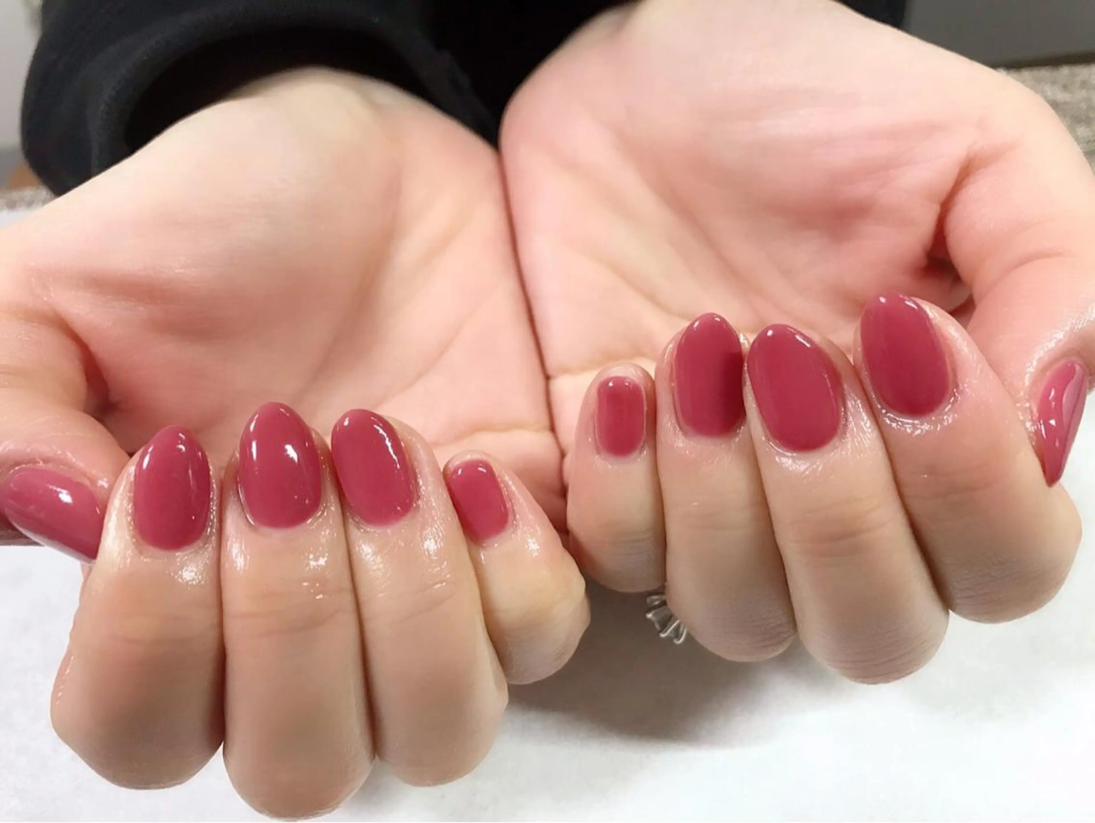 ネイル ワンカラーネイル ハンドネイル mogunail &blowのネイルデザイン