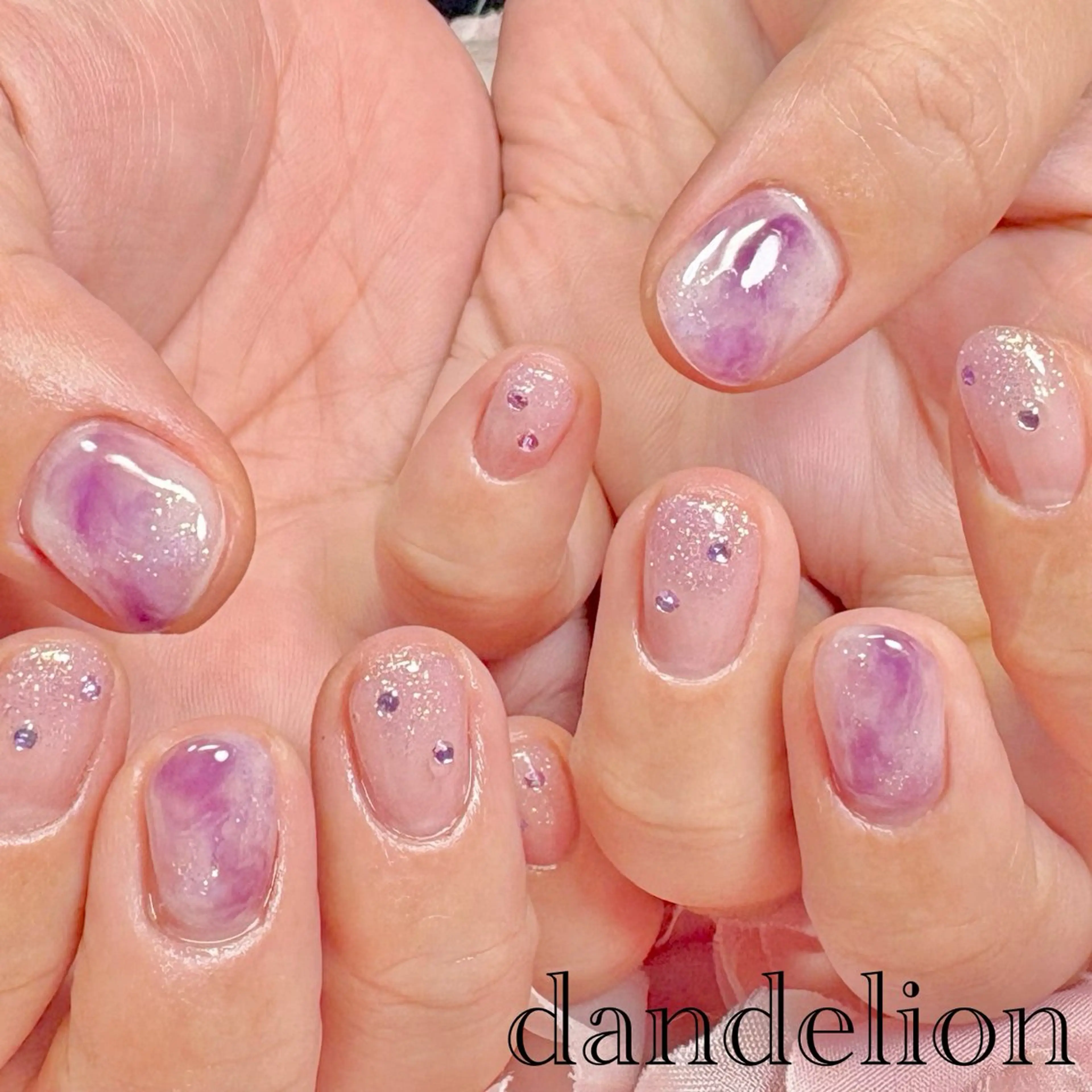 ネイル ハンドネイル ハンドケア dandelion ダンデライオンのネイルデザイン