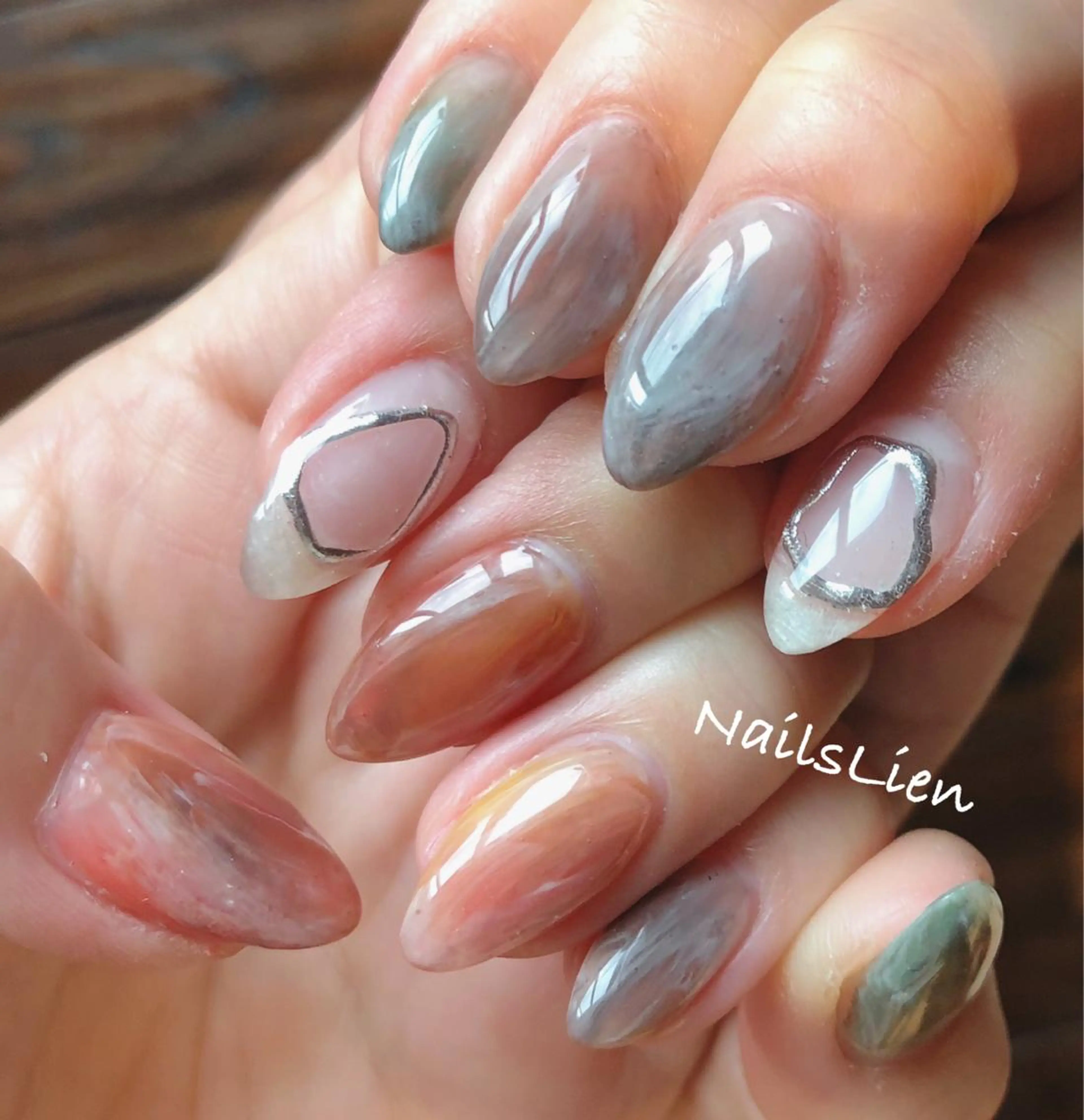 ネイル studio e n / RiNのネイルデザイン