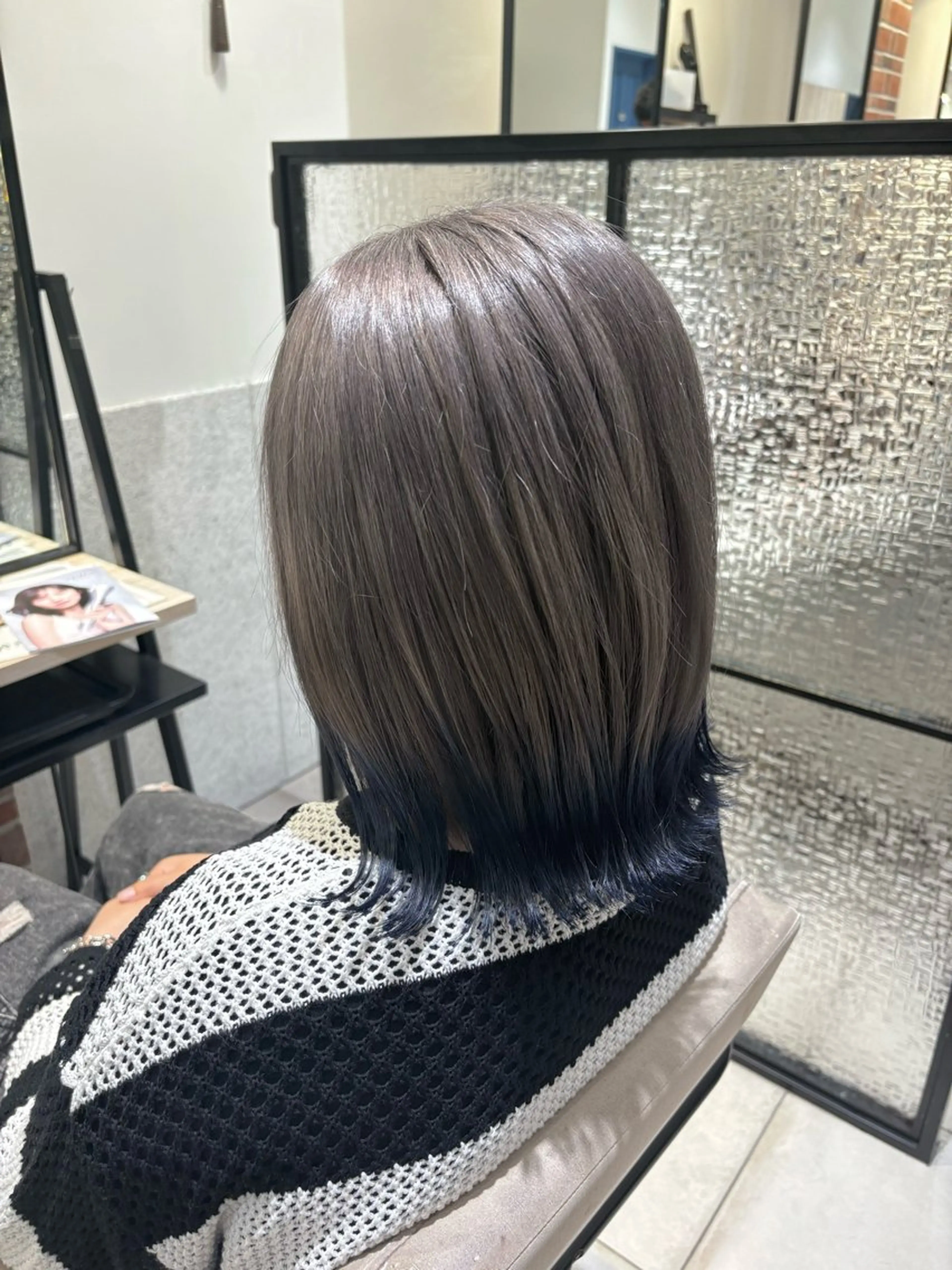 ミディアム カラー ヘアカラー 吉原葵/ハイトーン /インナーカラーのヘアスタイル