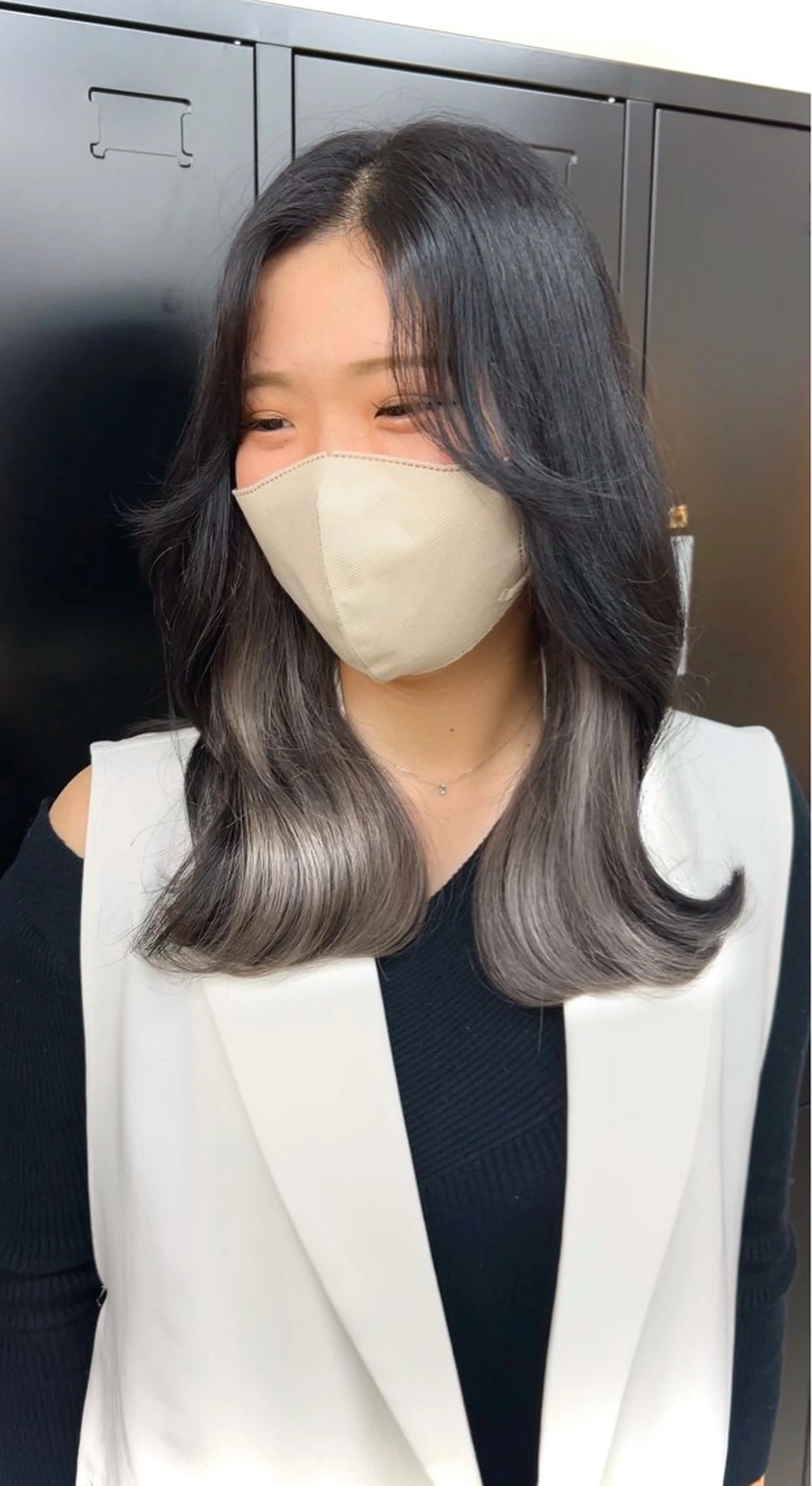 セミロング カラー GRAN LUSSO 【MIHARU】のヘアスタイル