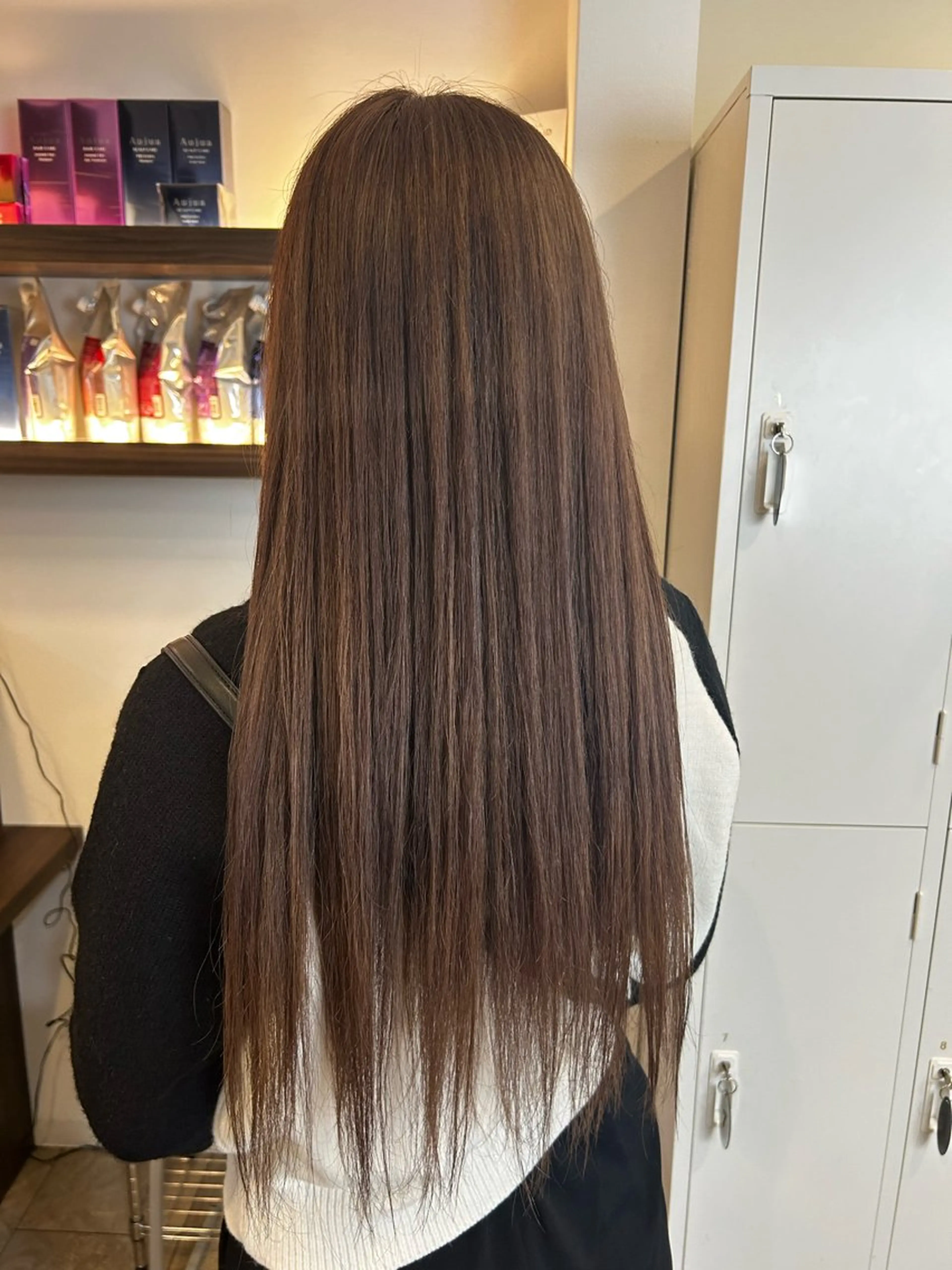 ロング カラー 上田 愛來のヘアスタイル