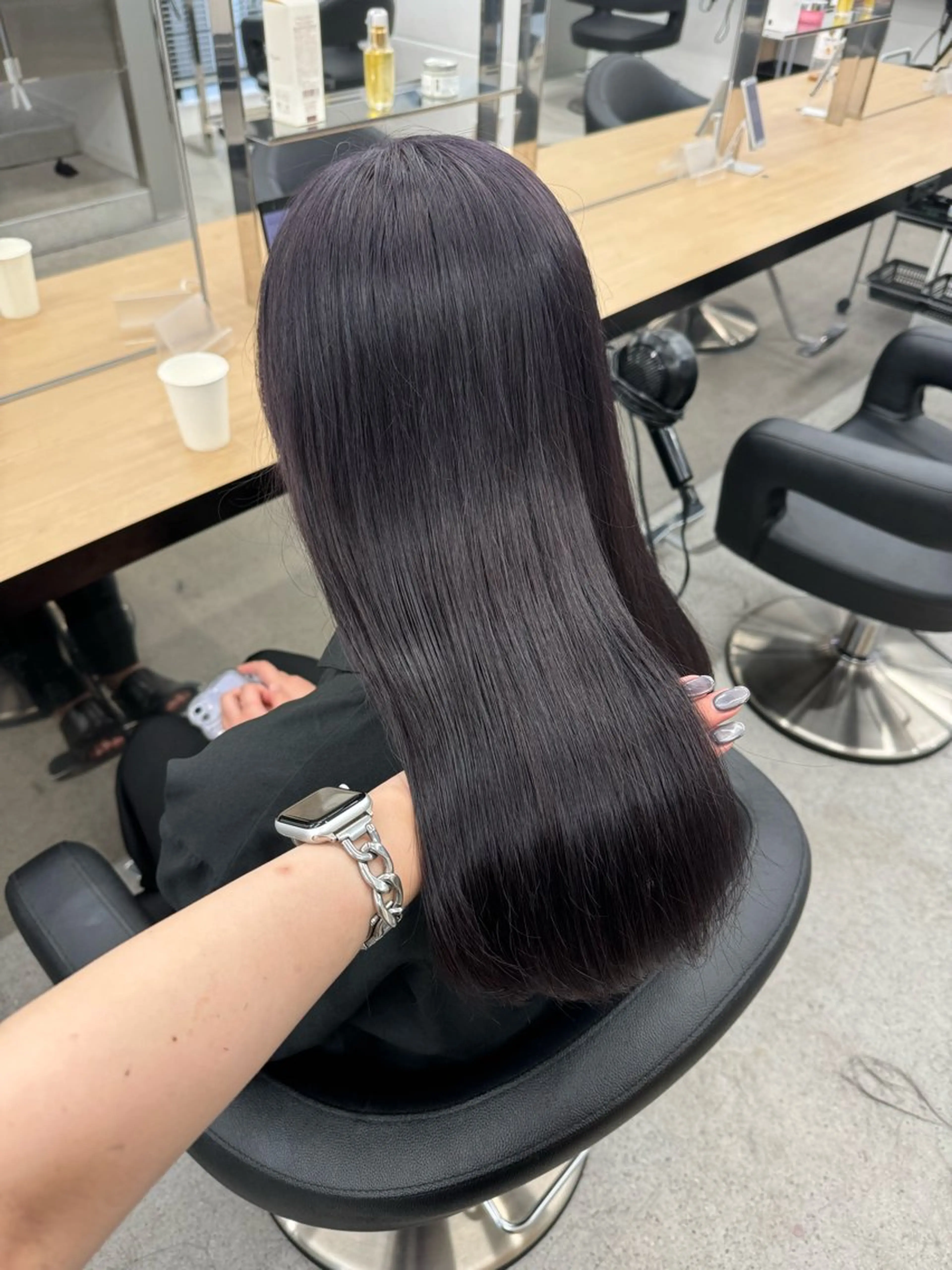 ロング カラー 暗髪🩶ラベンダー/ ブルー/ユウナ🤍のヘアスタイル