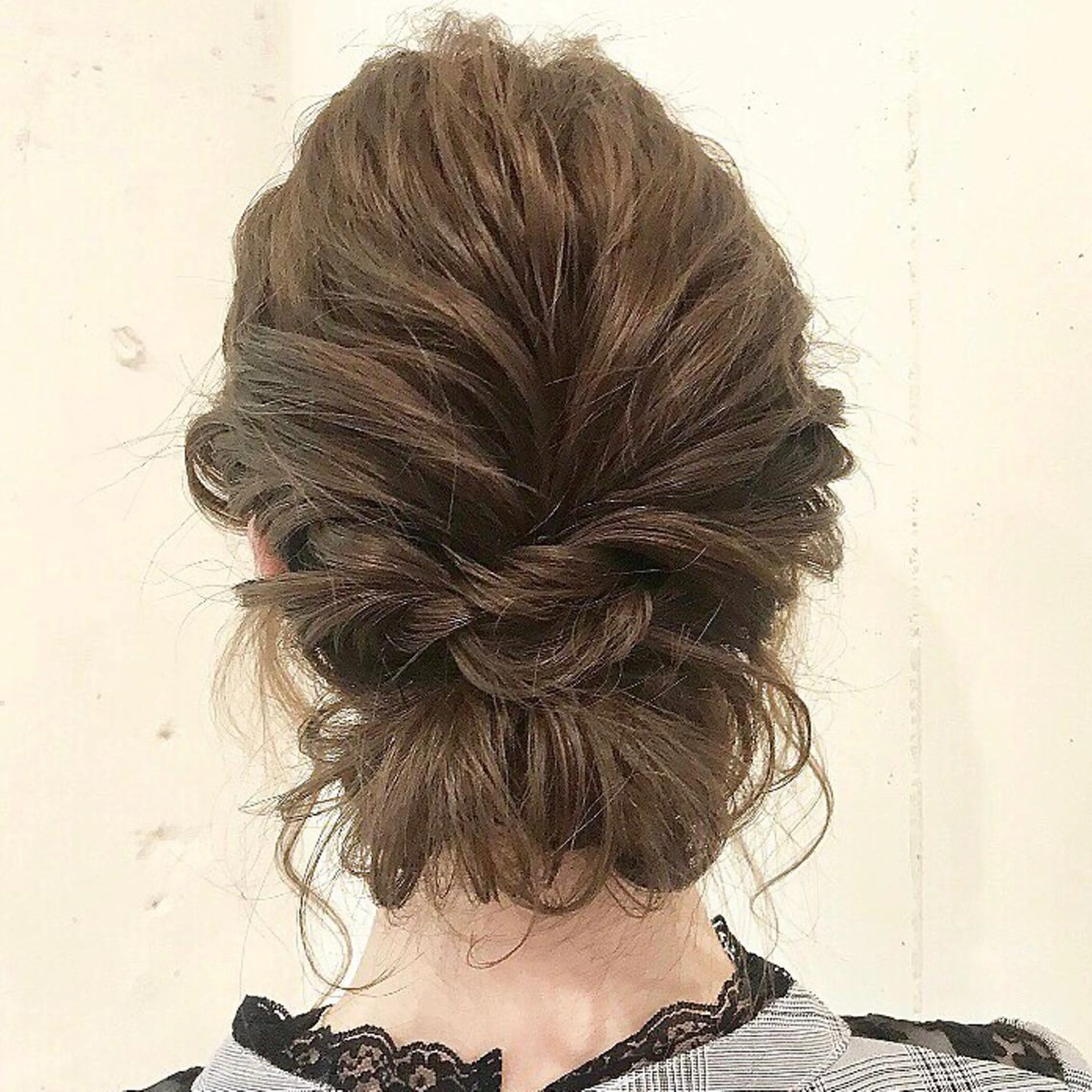 セミロング ヘアアレンジ スナコザワ レナのヘアスタイル