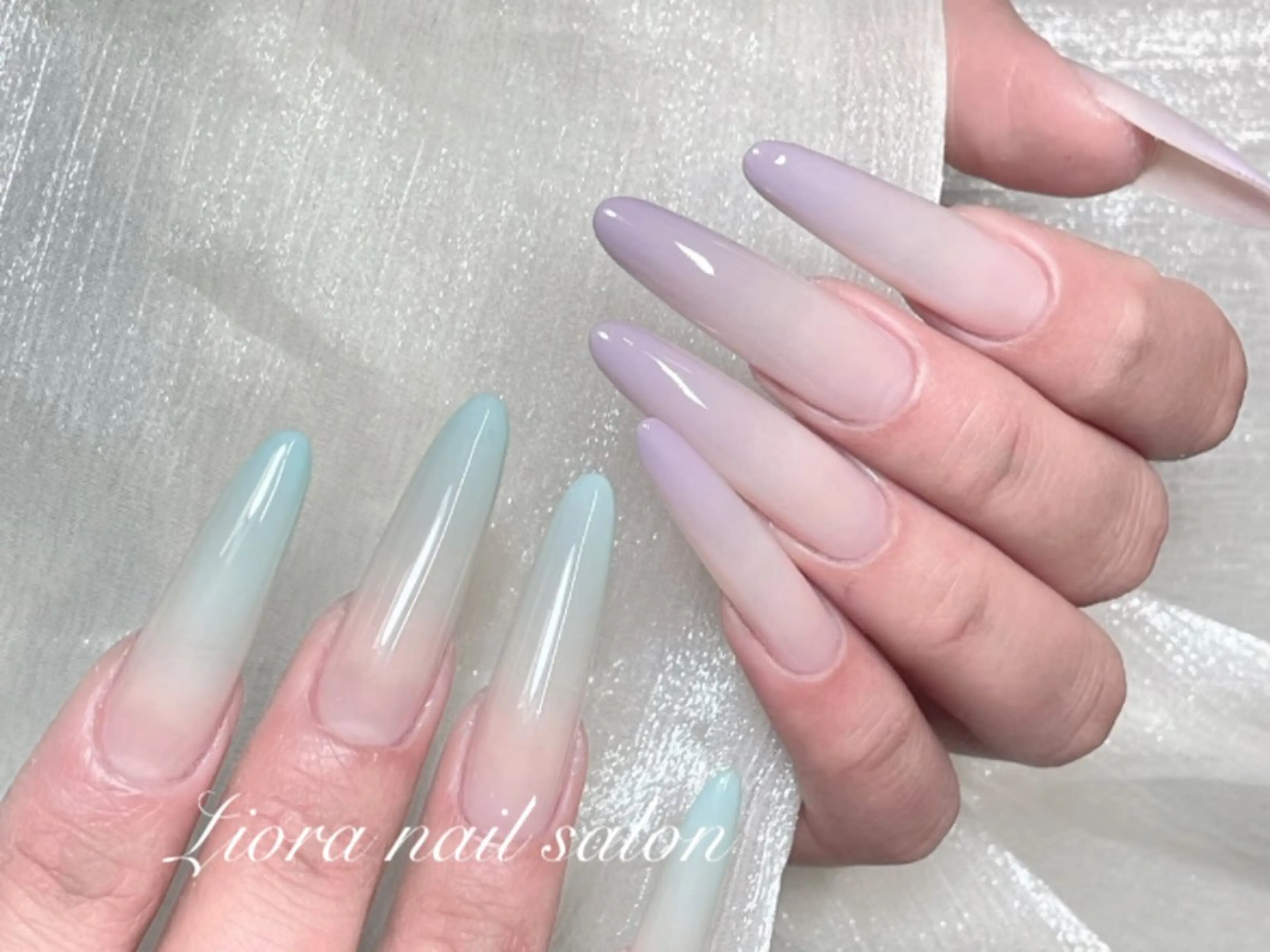 ネイル フレンチネイル ジェルネイル ガーリー グラデーション キラキラネイル ハンドネイル Liora nail スカルプ専門店のネイルデザイン
