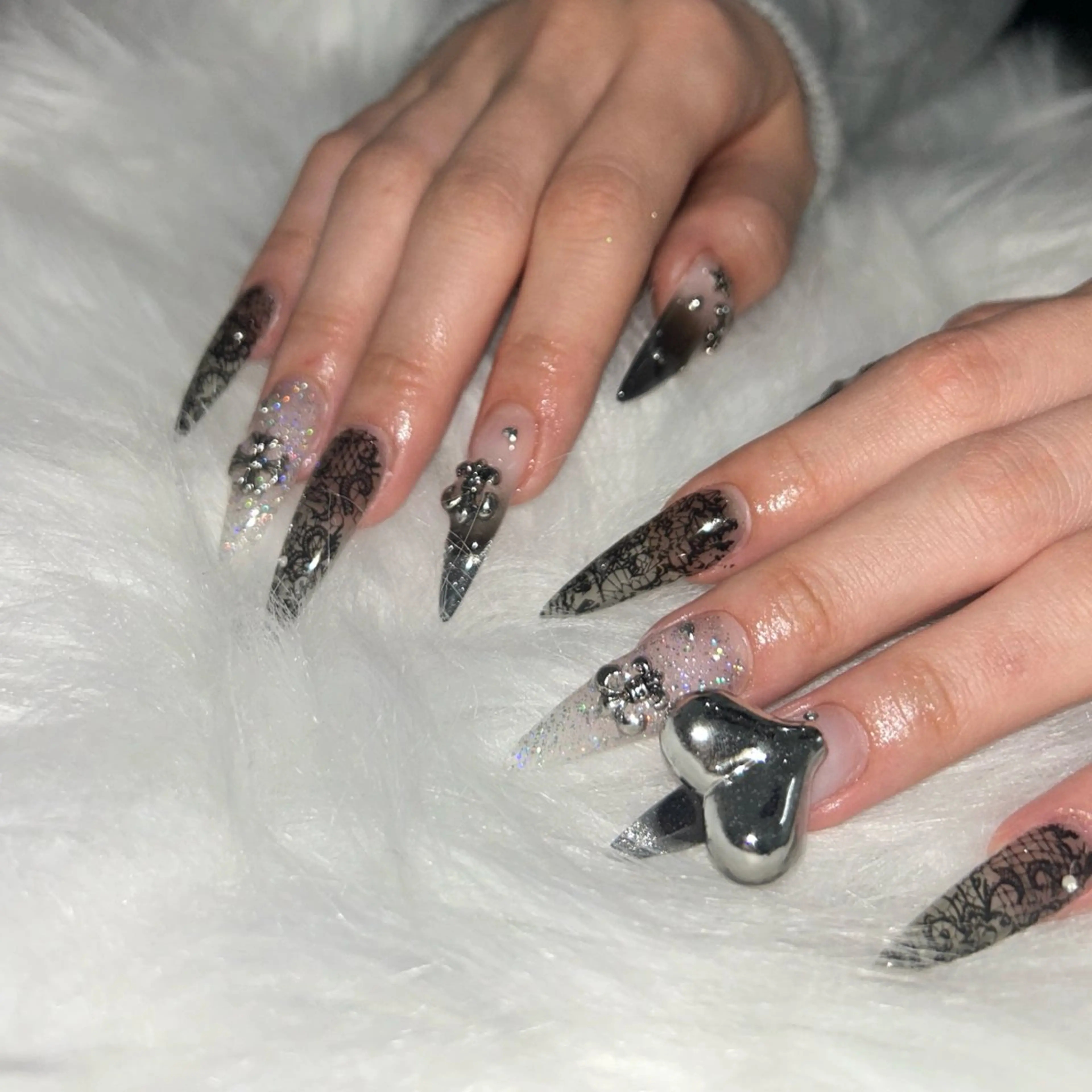 ネイル MODA MANAMIᵕ̈のネイルデザイン