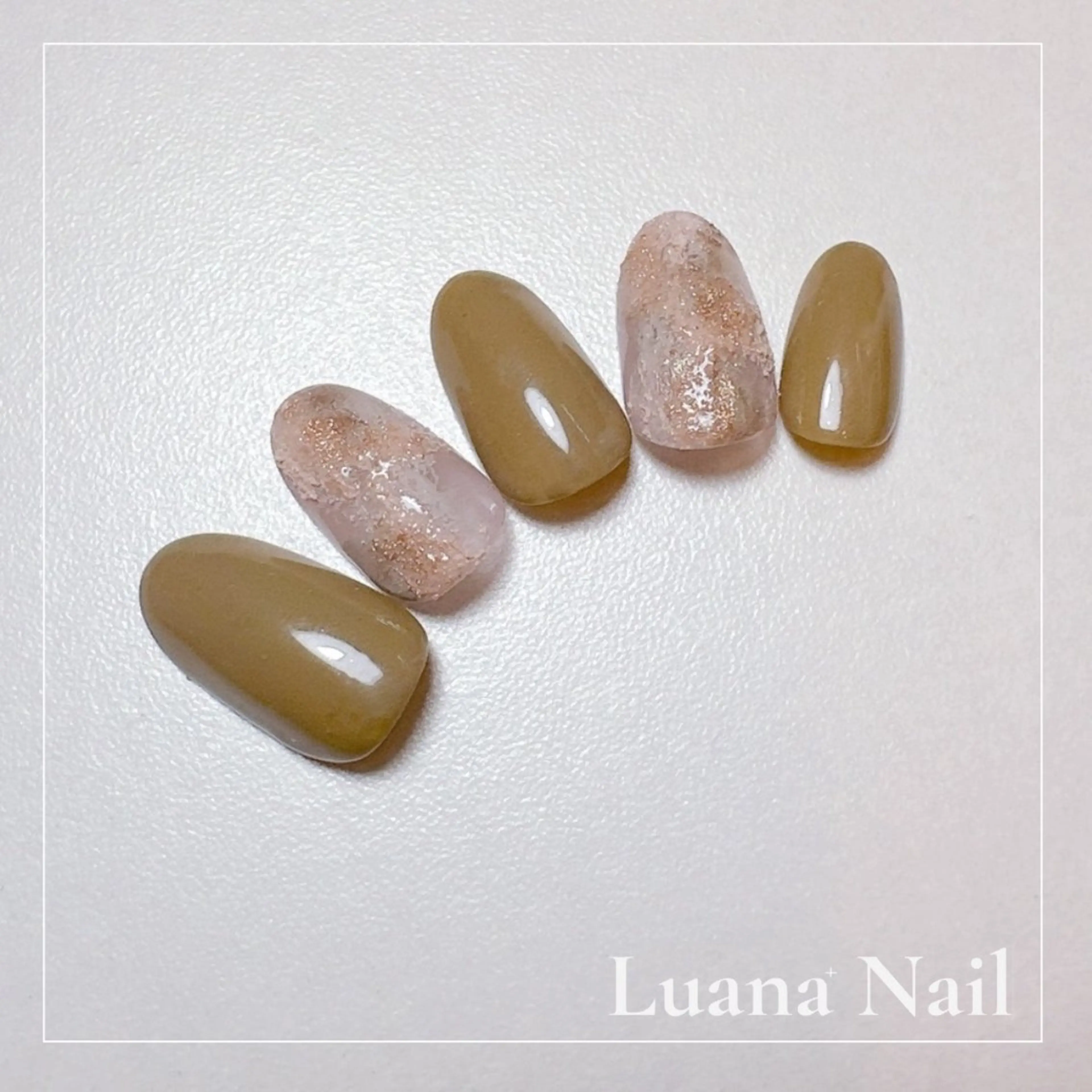 ネイル アートネイル シンプルネイル 完全個室ネイル サロンLuana +のネイルデザイン