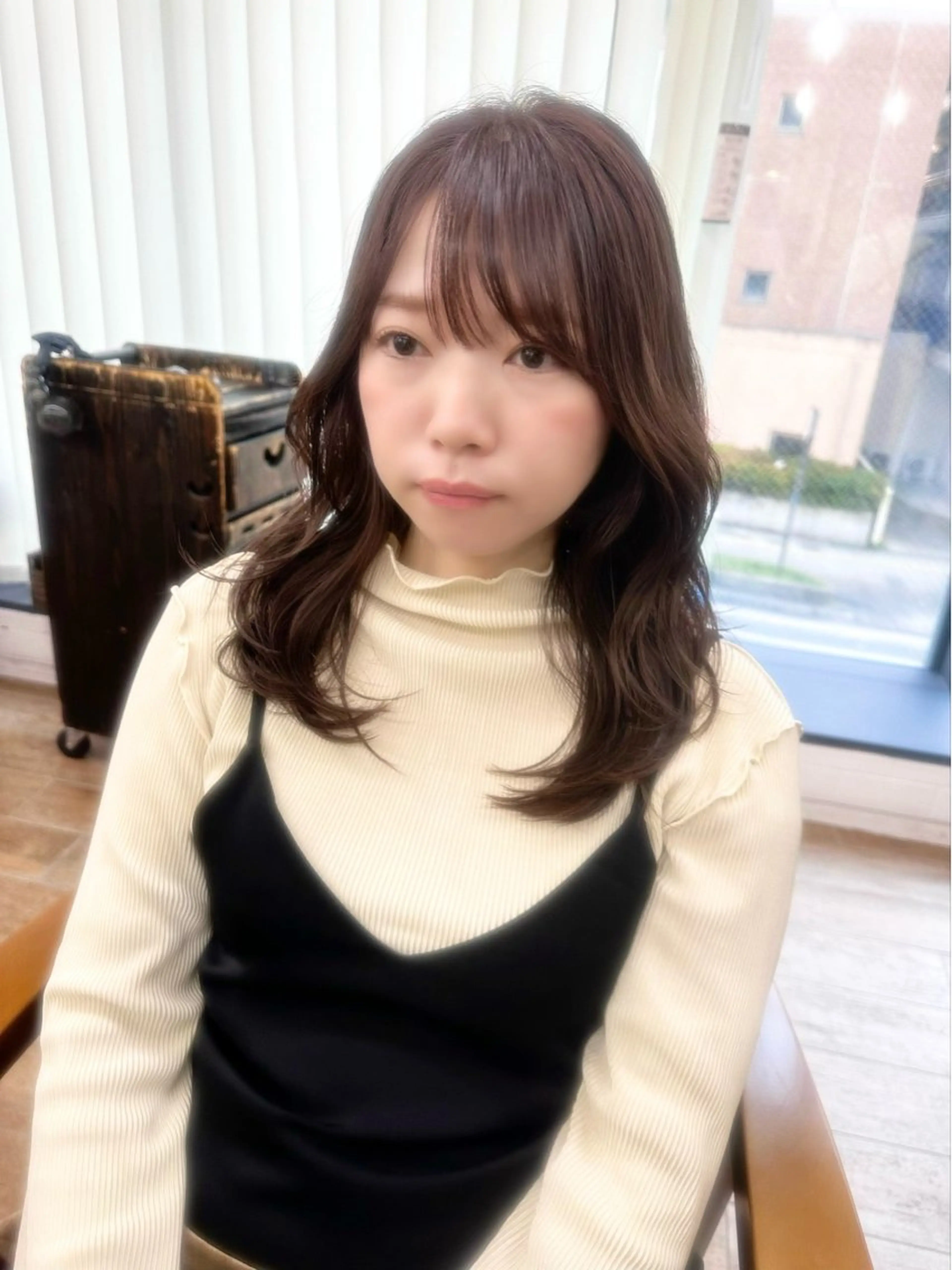 ミディアム カラー パーマ ヘアアレンジ メンズ キッズ レイヤーカット／顔周 りカット/縮毛矯正のヘアスタイル