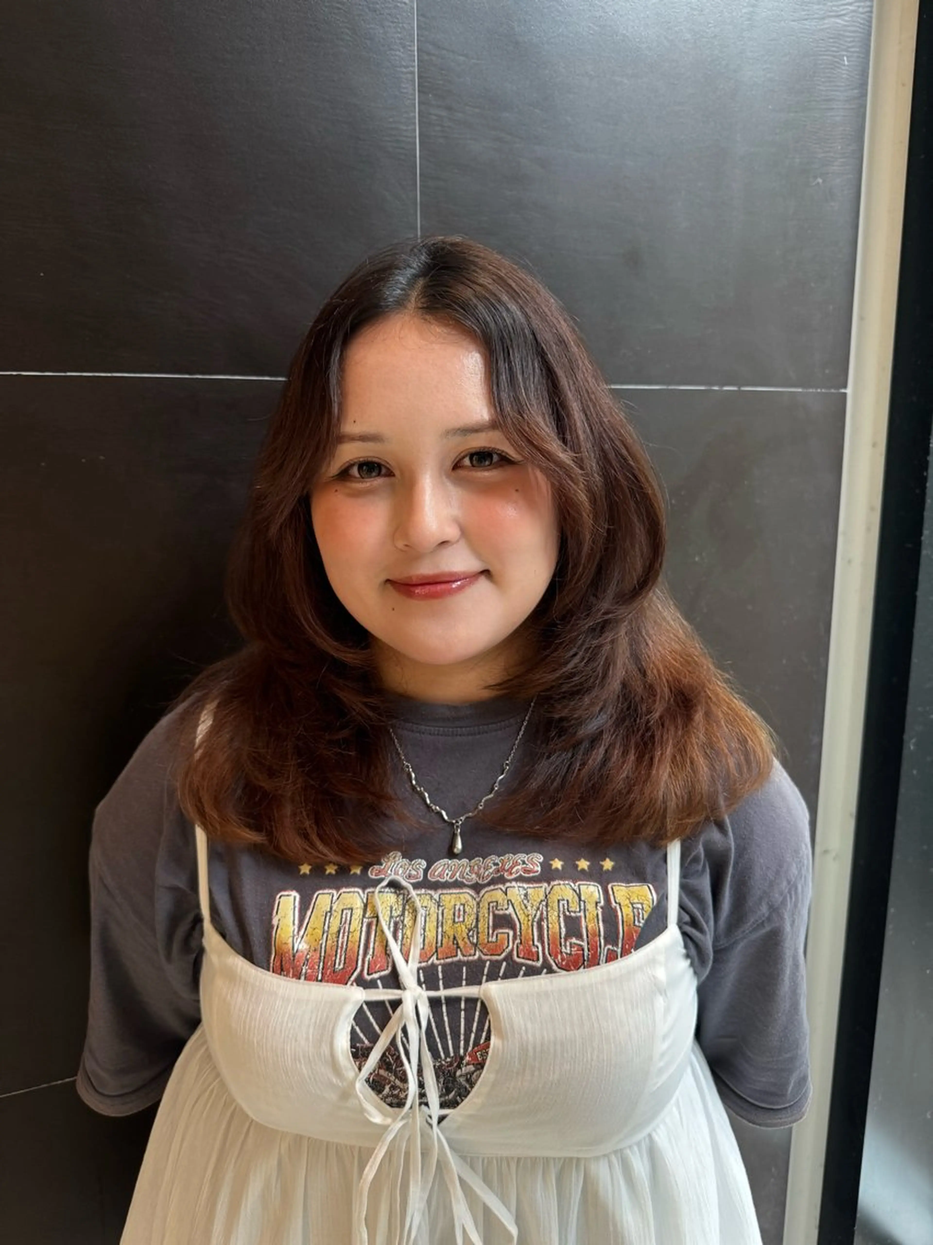 セミロング カラー レイヤーカット 🤍たむら みなみ 銀座🤍のヘアスタイル