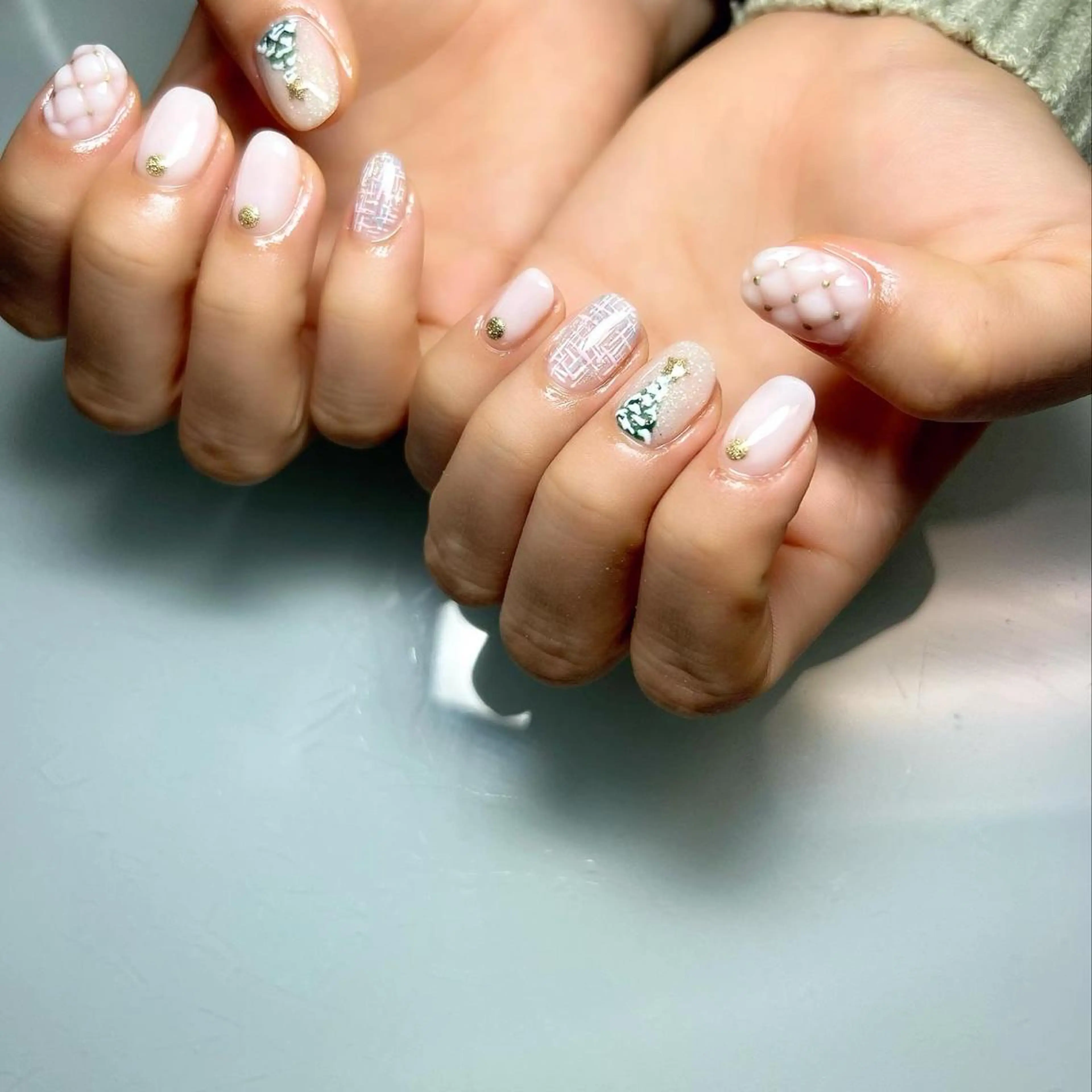 ネイル maison dari (ﾒｿﾞﾝ   ﾀﾞﾘ )所属・高橋 ユカのネイルデザイン