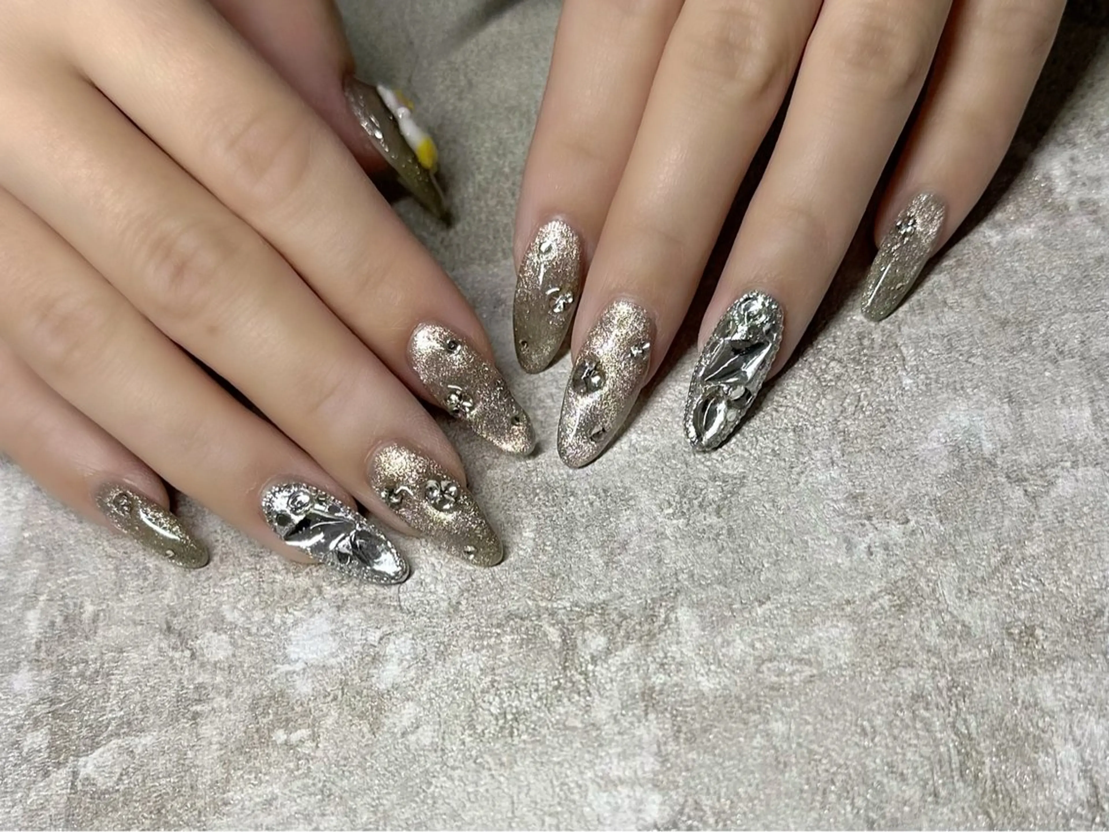 ネイル レヴィエリス八幡宿店 🩷Natsumiのネイルデザイン