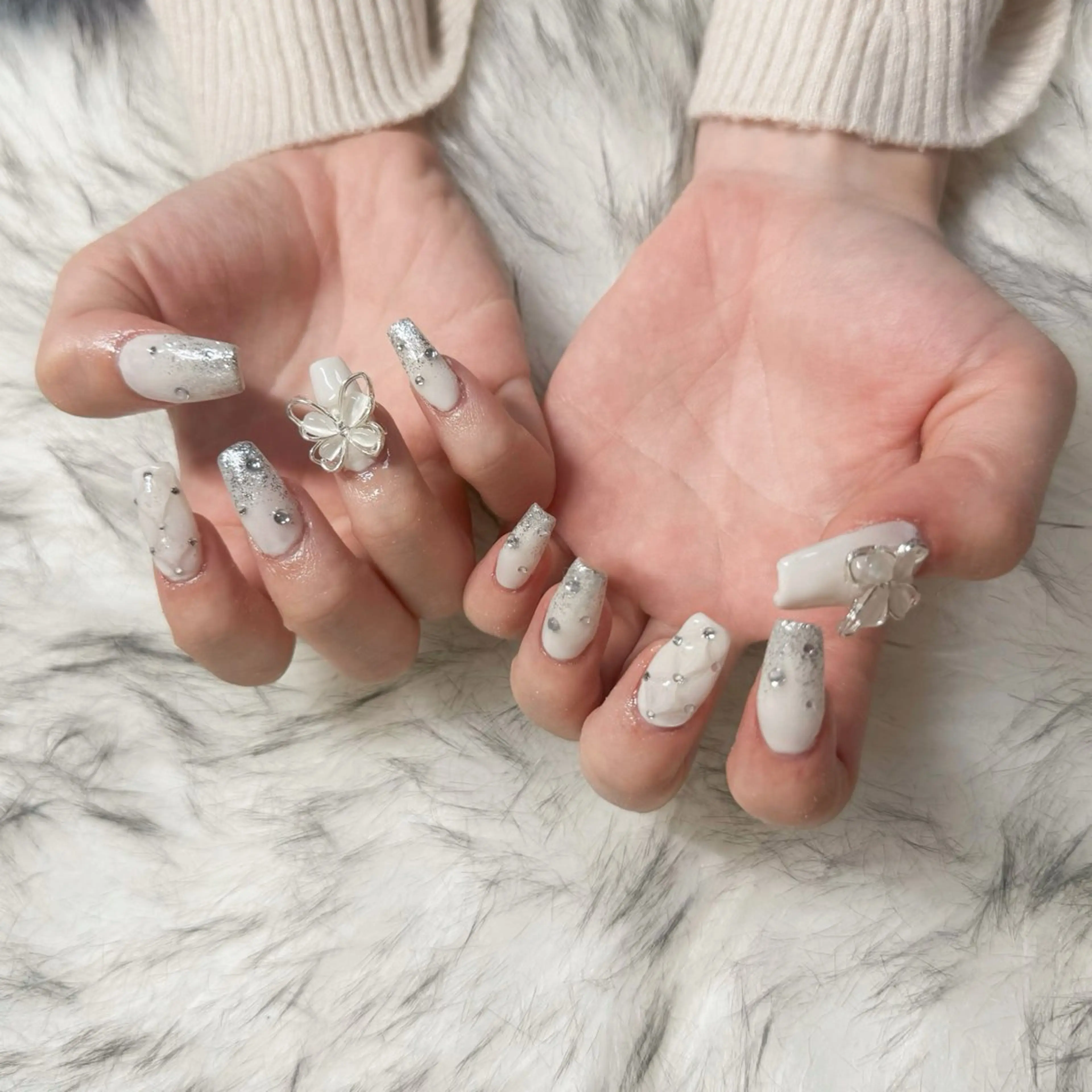 ロング ハンドネイル mao .のネイルデザイン