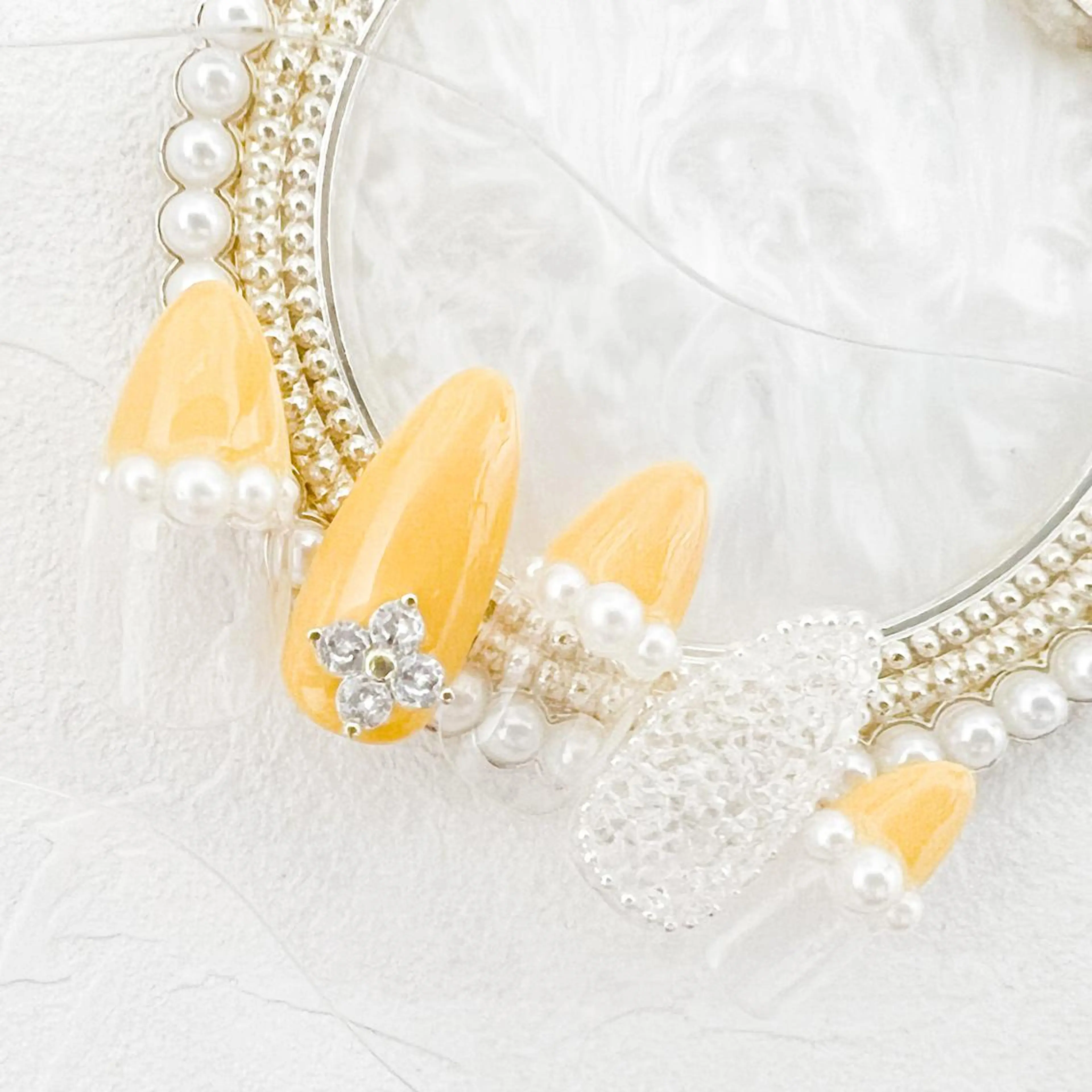 ネイル 黄色 rouse nail RISATOのネイルデザイン