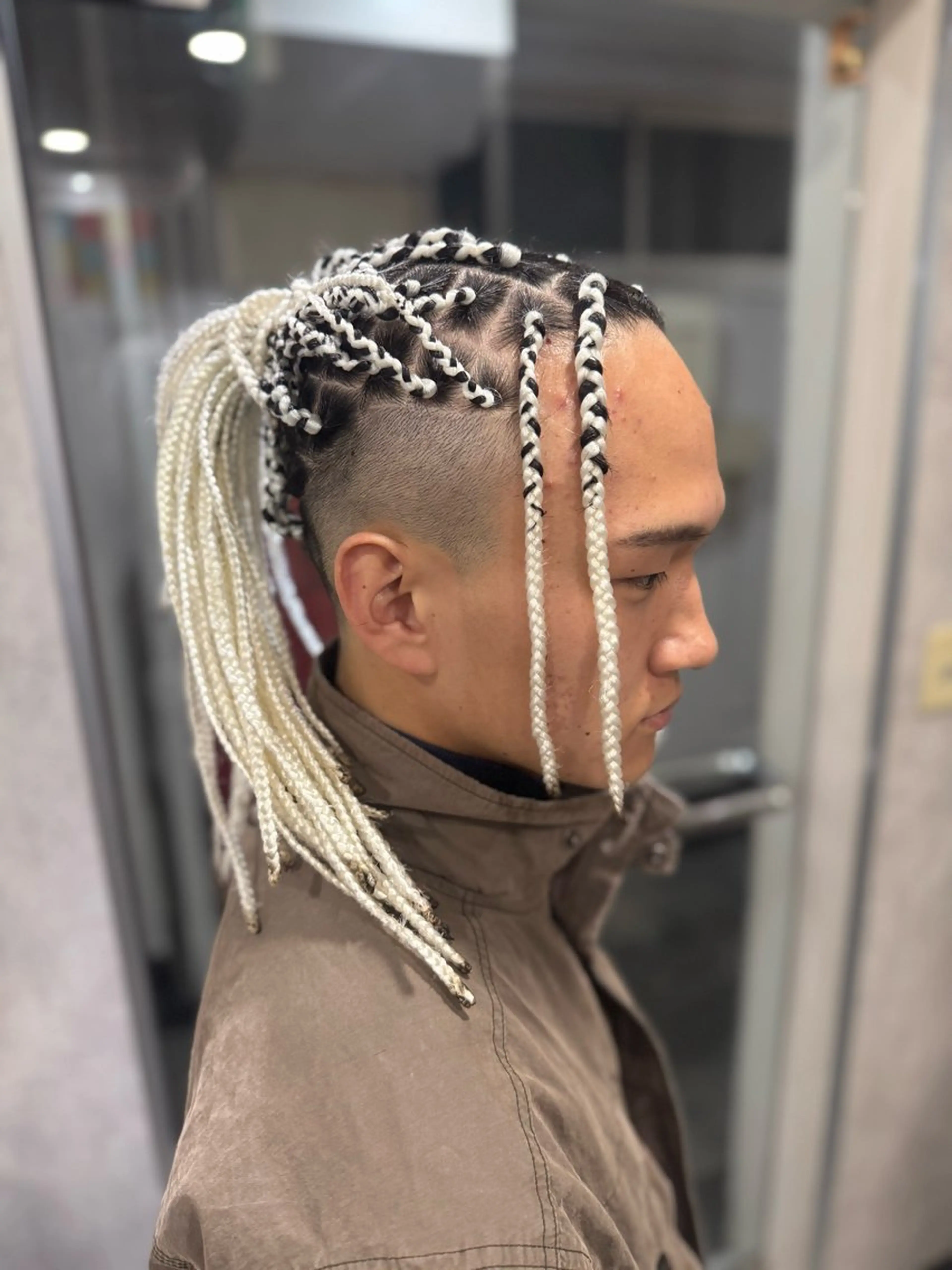 メンズ エクステ ヘアセット エクステ/ハイトーン /特殊ヘアー　joeのヘアスタイル