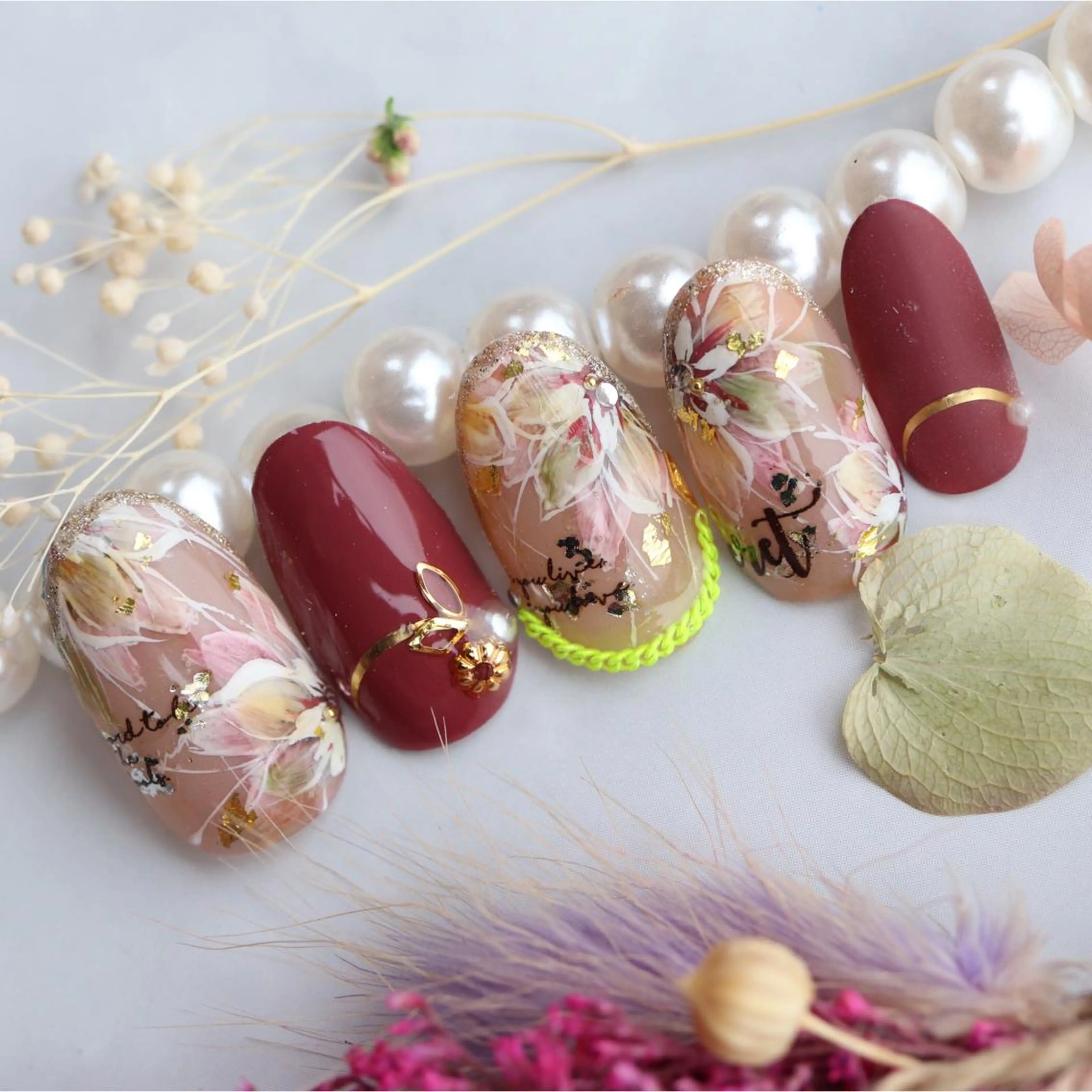 ネイル ネイルN-STYLE スタッフのネイルデザイン