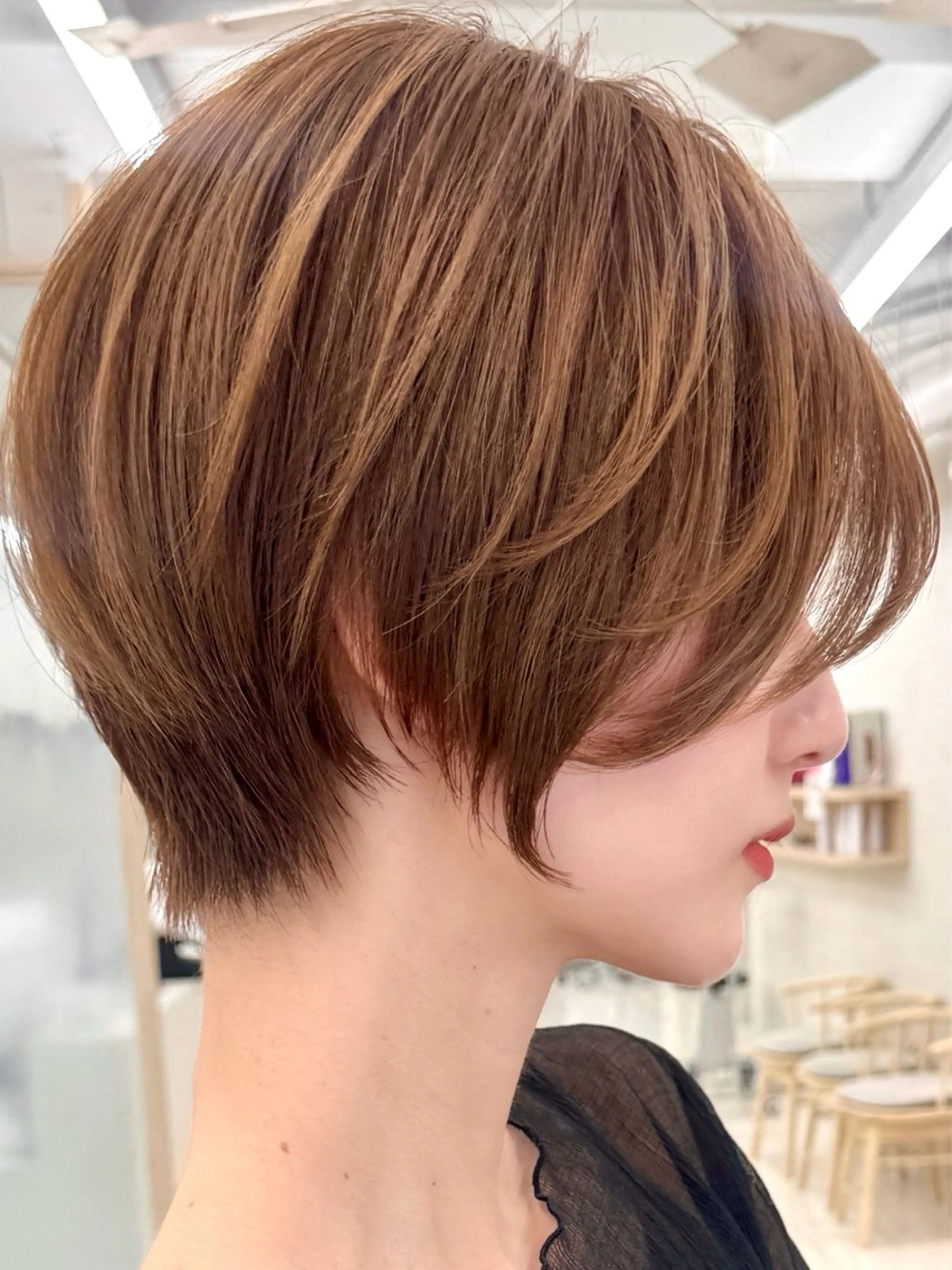 ショート 三鷹で1番ショート ボブをカットする新谷のヘアスタイル